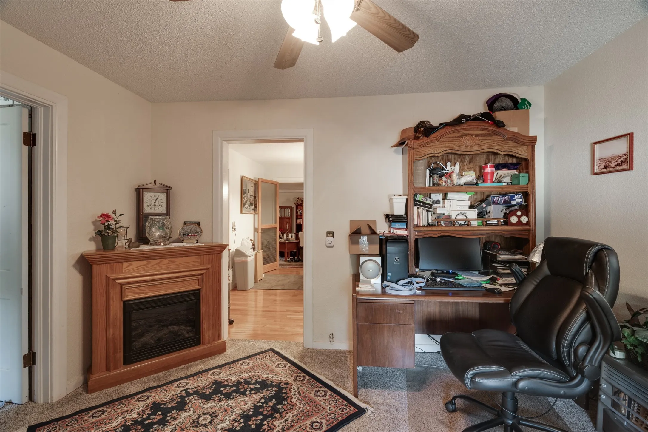 Single Family Residence For Sale in Wichita County , 1225 34th Street, Wichita Falls, Texas 76302, 2 Bedroom, 1 Bathroom, Garage spaces, 1,144 Sqft, built in 1951, mls#21385744, Real Estate Agent in Wichita Falls, Homes For Sale in Wichita county, Homes For Sale in Wichita Falls, Realtor in Wichita Falls Texas, Real Estate Brokerage Independent Realty Texas, Luminita Cordes Realtor