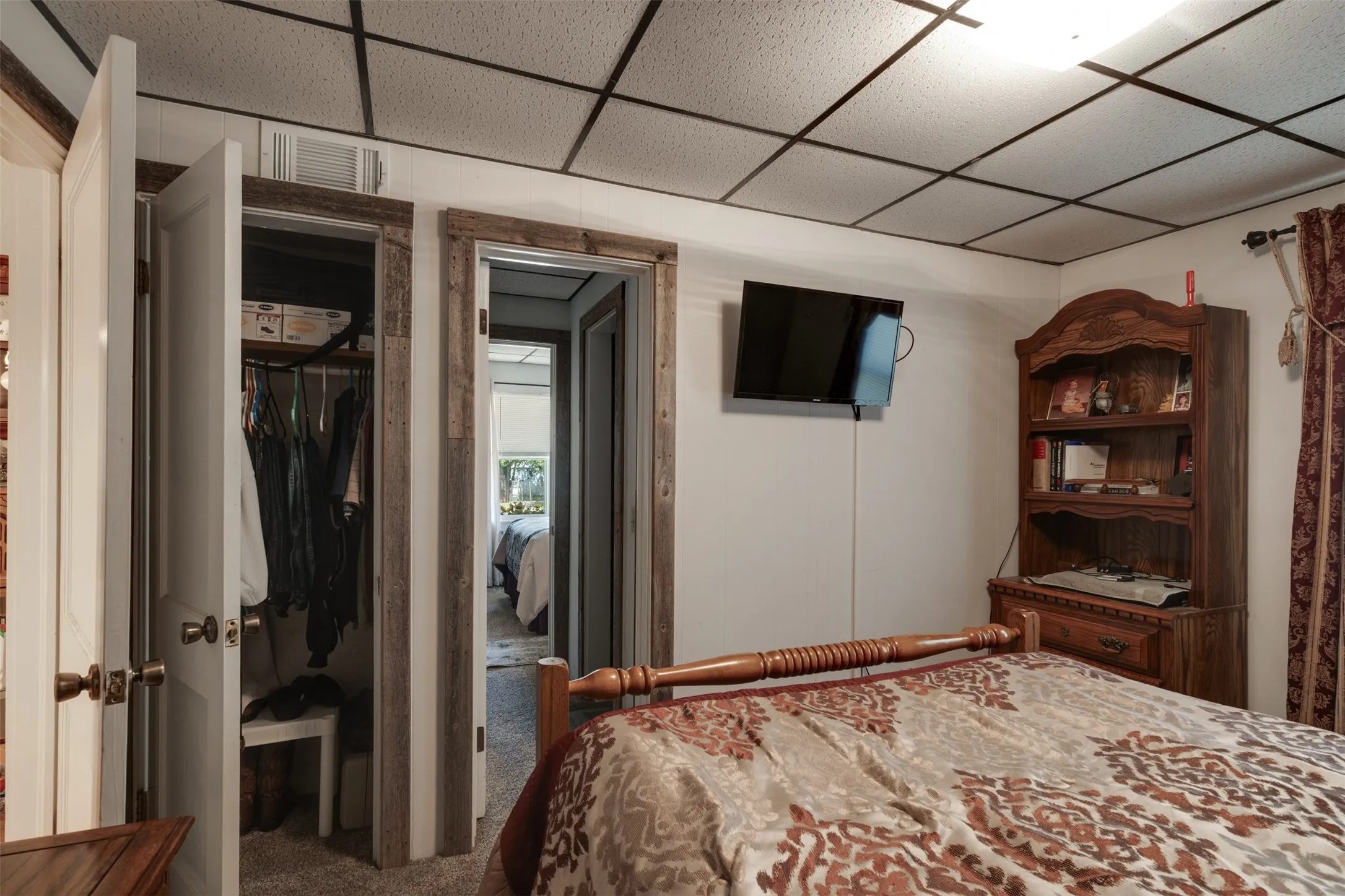 Single Family Residence For Sale in Wichita County , 1225 34th Street, Wichita Falls, Texas 76302, 2 Bedroom, 1 Bathroom, Garage spaces, 1,144 Sqft, built in 1951, mls#21385744, Real Estate Agent in Wichita Falls, Homes For Sale in Wichita county, Homes For Sale in Wichita Falls, Realtor in Wichita Falls Texas, Real Estate Brokerage Independent Realty Texas, Luminita Cordes Realtor