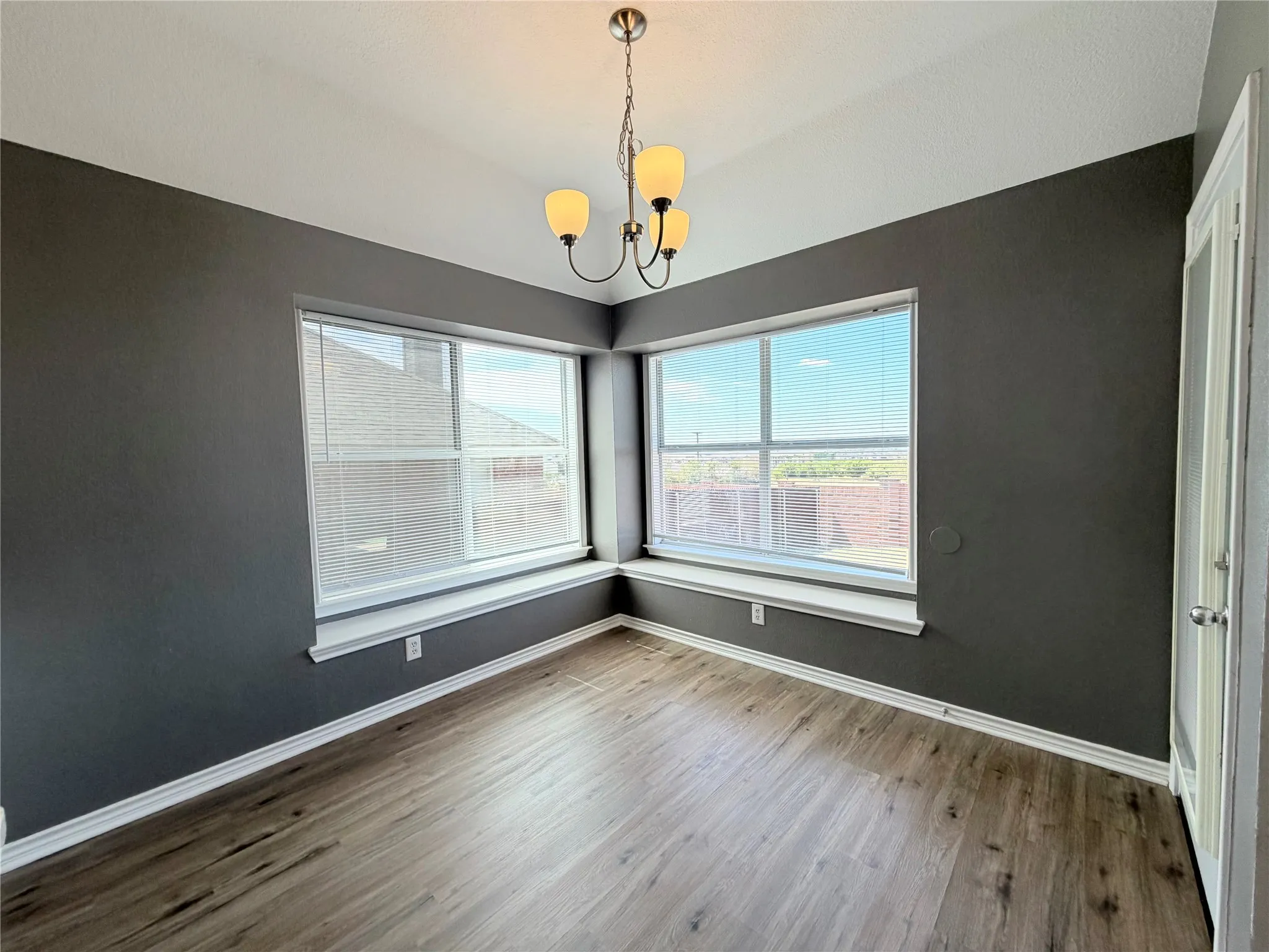 Single Family Residence For Rent in Collin County , 2821 Saddlebred Trail, Celina, Texas 75009, 3 Bedroom, 2 Bathroom, 2 Garage spaces, 1,757 Sqft, built in 2006, mls#21385220, Real Estate Agent in Celina, Homes For Rent in Collin county, Homes For Rent in Celina, Realtor in Celina Texas, Real Estate Brokerage Independent Realty Texas, Luminita Cordes Realtor