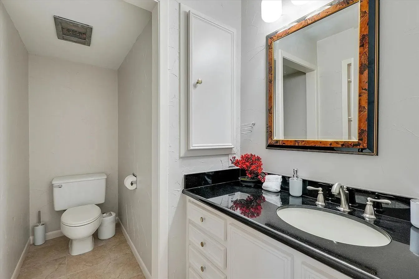 Single Family Residence For Rent in Dallas County , 612 W Northgate Drive, Irving, Texas 75062, 4 Bedroom, 3 Bathroom, 2 Garage spaces, 2,333 Sqft, built in 1970, mls#21384067, Real Estate Agent in Irving, Homes For Rent in Dallas county, Homes For Rent in Irving, Realtor in Irving Texas, Real Estate Brokerage Independent Realty Texas, Luminita Cordes Realtor