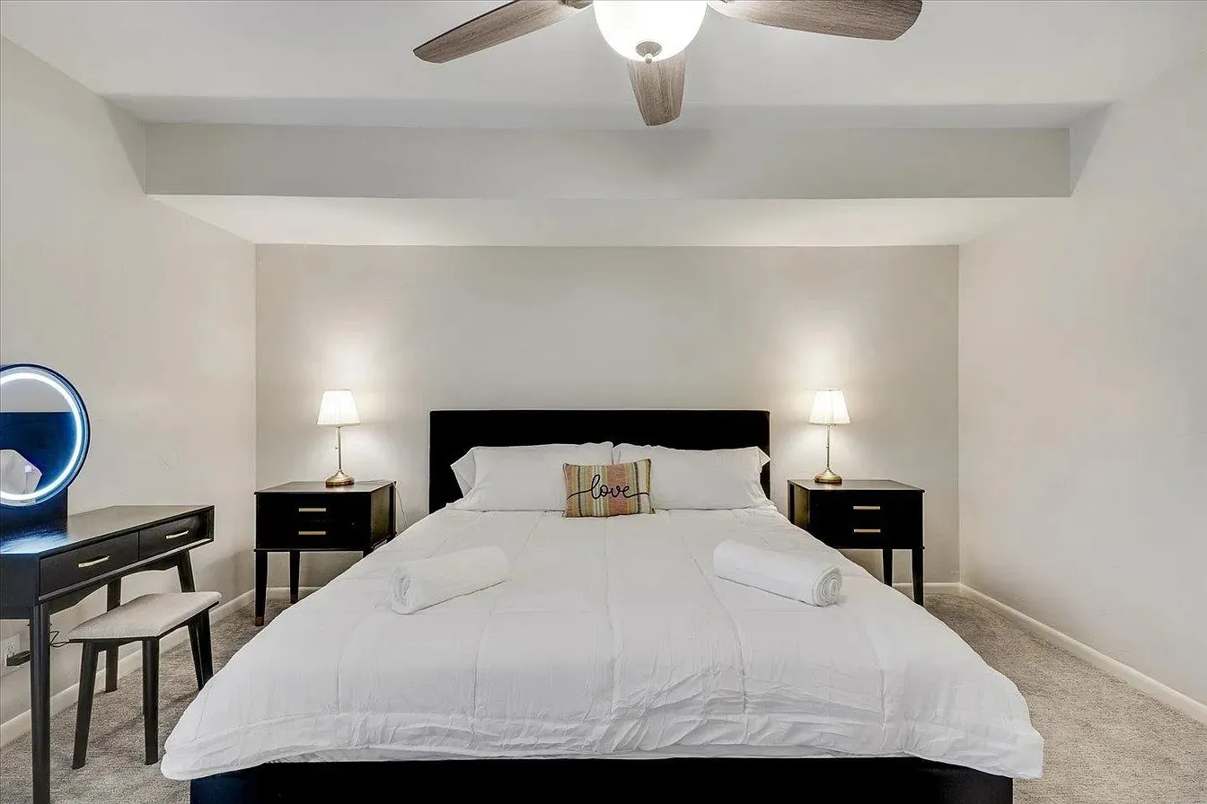 Single Family Residence For Rent in Dallas County , 612 W Northgate Drive, Irving, Texas 75062, 4 Bedroom, 3 Bathroom, 2 Garage spaces, 2,333 Sqft, built in 1970, mls#21384067, Real Estate Agent in Irving, Homes For Rent in Dallas county, Homes For Rent in Irving, Realtor in Irving Texas, Real Estate Brokerage Independent Realty Texas, Luminita Cordes Realtor