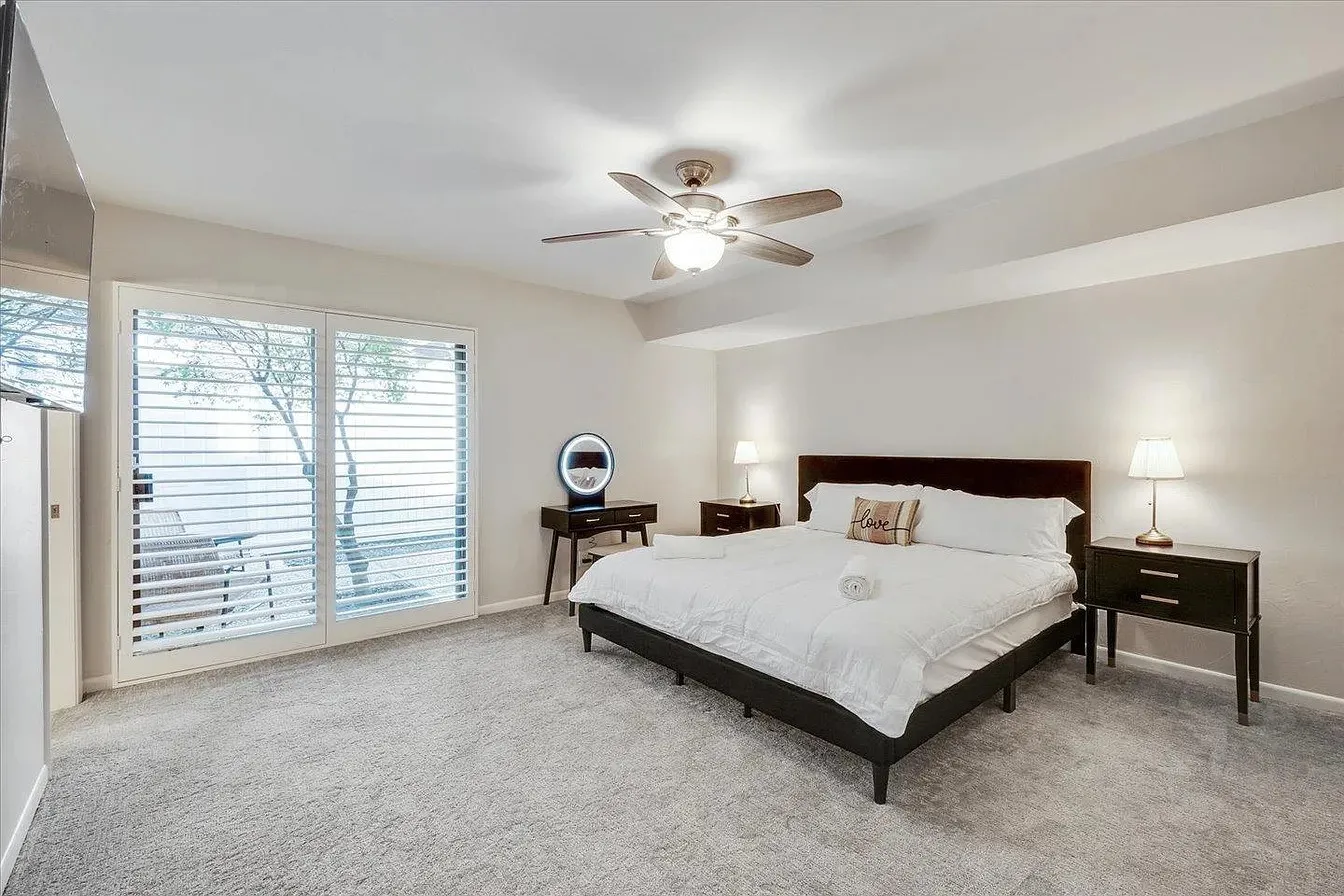 Single Family Residence For Rent in Dallas County , 612 W Northgate Drive, Irving, Texas 75062, 4 Bedroom, 3 Bathroom, 2 Garage spaces, 2,333 Sqft, built in 1970, mls#21384067, Real Estate Agent in Irving, Homes For Rent in Dallas county, Homes For Rent in Irving, Realtor in Irving Texas, Real Estate Brokerage Independent Realty Texas, Luminita Cordes Realtor