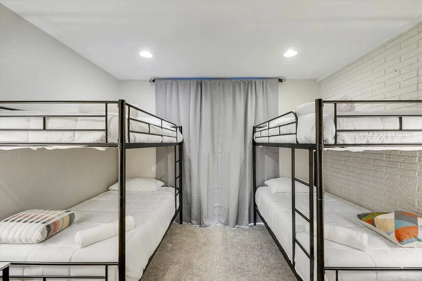 Single Family Residence For Rent in Dallas County , 612 W Northgate Drive, Irving, Texas 75062, 4 Bedroom, 3 Bathroom, 2 Garage spaces, 2,333 Sqft, built in 1970, mls#21384067, Real Estate Agent in Irving, Homes For Rent in Dallas county, Homes For Rent in Irving, Realtor in Irving Texas, Real Estate Brokerage Independent Realty Texas, Luminita Cordes Realtor