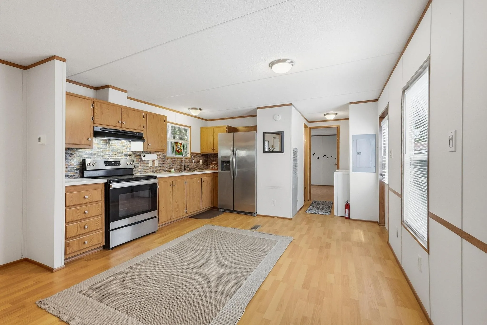 Mobile Home For Sale in Grayson County , 14 Bravo Road, Pottsboro, Texas 75076, 2 Bedroom, 1 Bathroom, Garage spaces, 784 Sqft, built in 1994, mls#21384306, Real Estate Agent in Pottsboro, Homes For Sale in Grayson county, Homes For Sale in Pottsboro, Realtor in Pottsboro Texas, Real Estate Brokerage Independent Realty Texas, Luminita Cordes Realtor