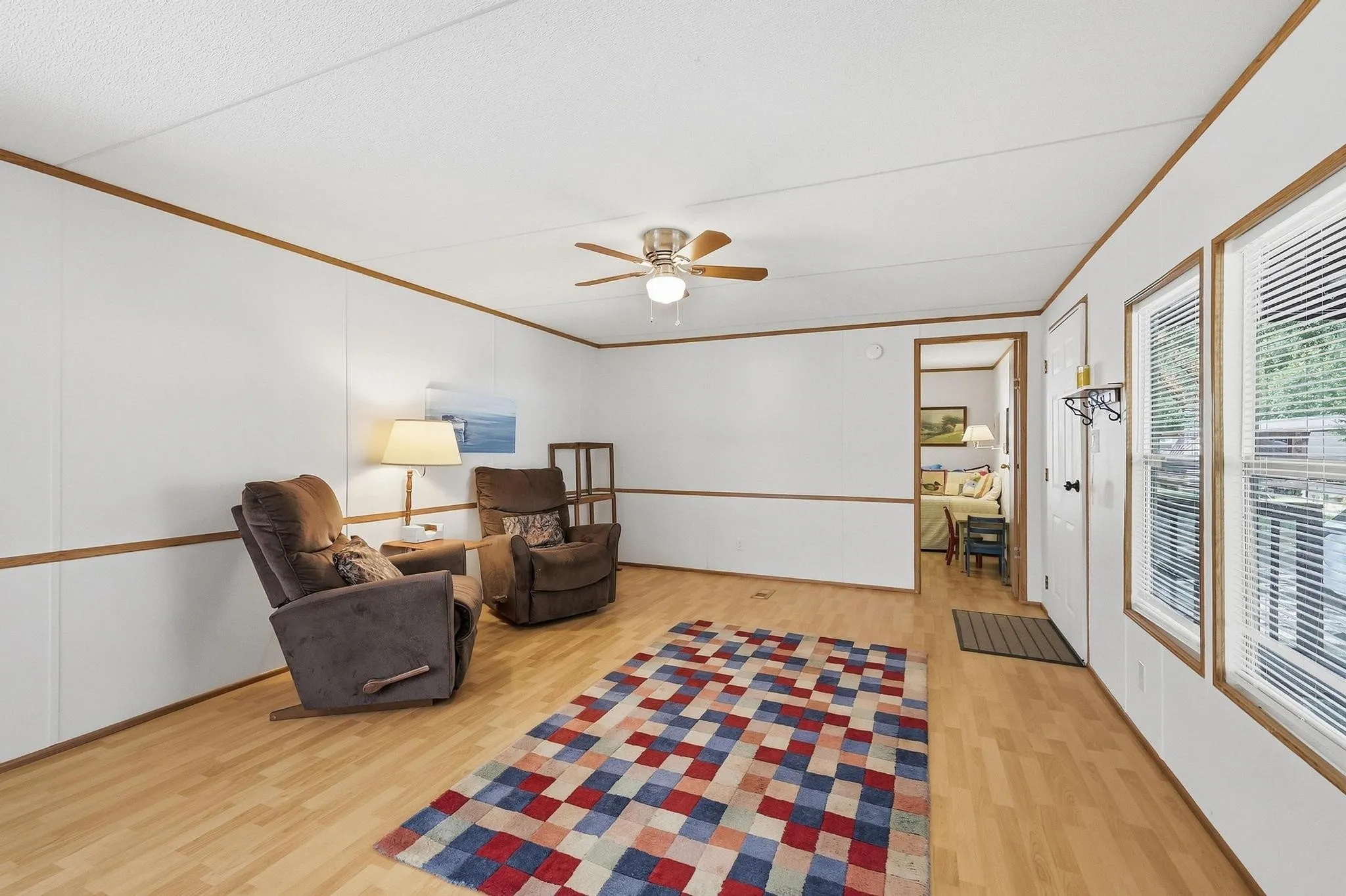 Mobile Home For Sale in Grayson County , 14 Bravo Road, Pottsboro, Texas 75076, 2 Bedroom, 1 Bathroom, Garage spaces, 784 Sqft, built in 1994, mls#21384306, Real Estate Agent in Pottsboro, Homes For Sale in Grayson county, Homes For Sale in Pottsboro, Realtor in Pottsboro Texas, Real Estate Brokerage Independent Realty Texas, Luminita Cordes Realtor