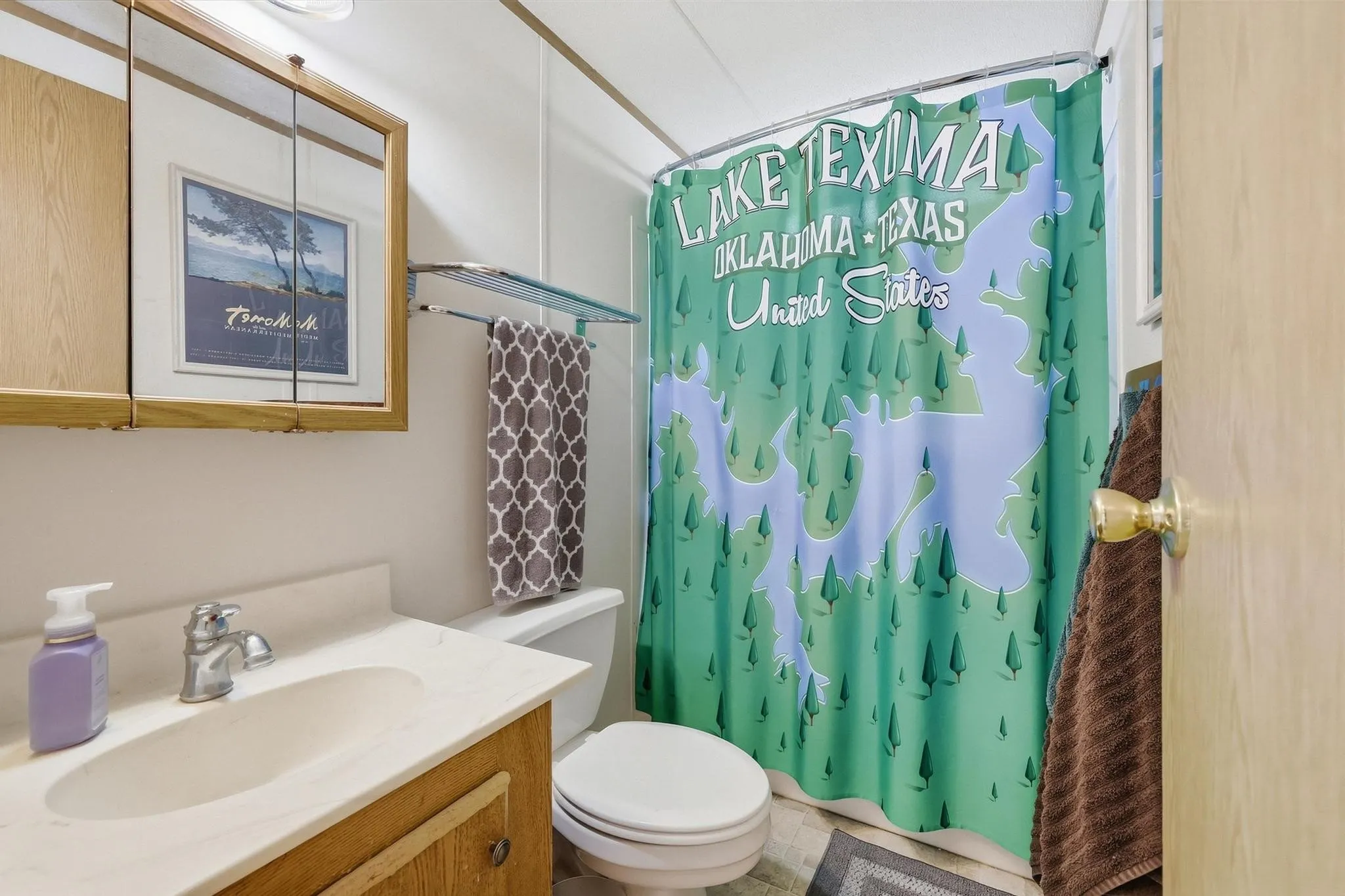 Mobile Home For Sale in Grayson County , 14 Bravo Road, Pottsboro, Texas 75076, 2 Bedroom, 1 Bathroom, Garage spaces, 784 Sqft, built in 1994, mls#21384306, Real Estate Agent in Pottsboro, Homes For Sale in Grayson county, Homes For Sale in Pottsboro, Realtor in Pottsboro Texas, Real Estate Brokerage Independent Realty Texas, Luminita Cordes Realtor