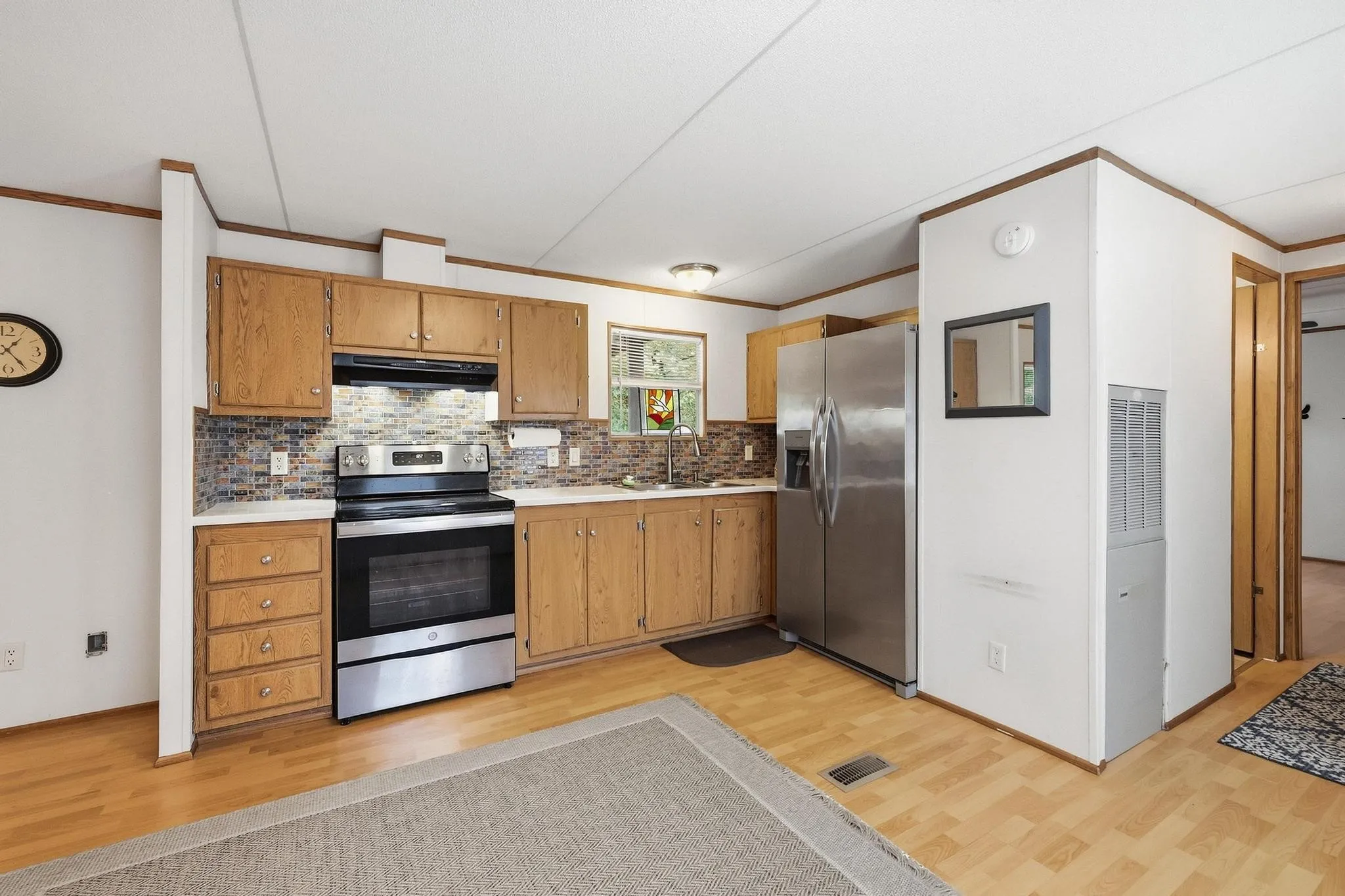 Mobile Home For Sale in Grayson County , 14 Bravo Road, Pottsboro, Texas 75076, 2 Bedroom, 1 Bathroom, Garage spaces, 784 Sqft, built in 1994, mls#21384306, Real Estate Agent in Pottsboro, Homes For Sale in Grayson county, Homes For Sale in Pottsboro, Realtor in Pottsboro Texas, Real Estate Brokerage Independent Realty Texas, Luminita Cordes Realtor