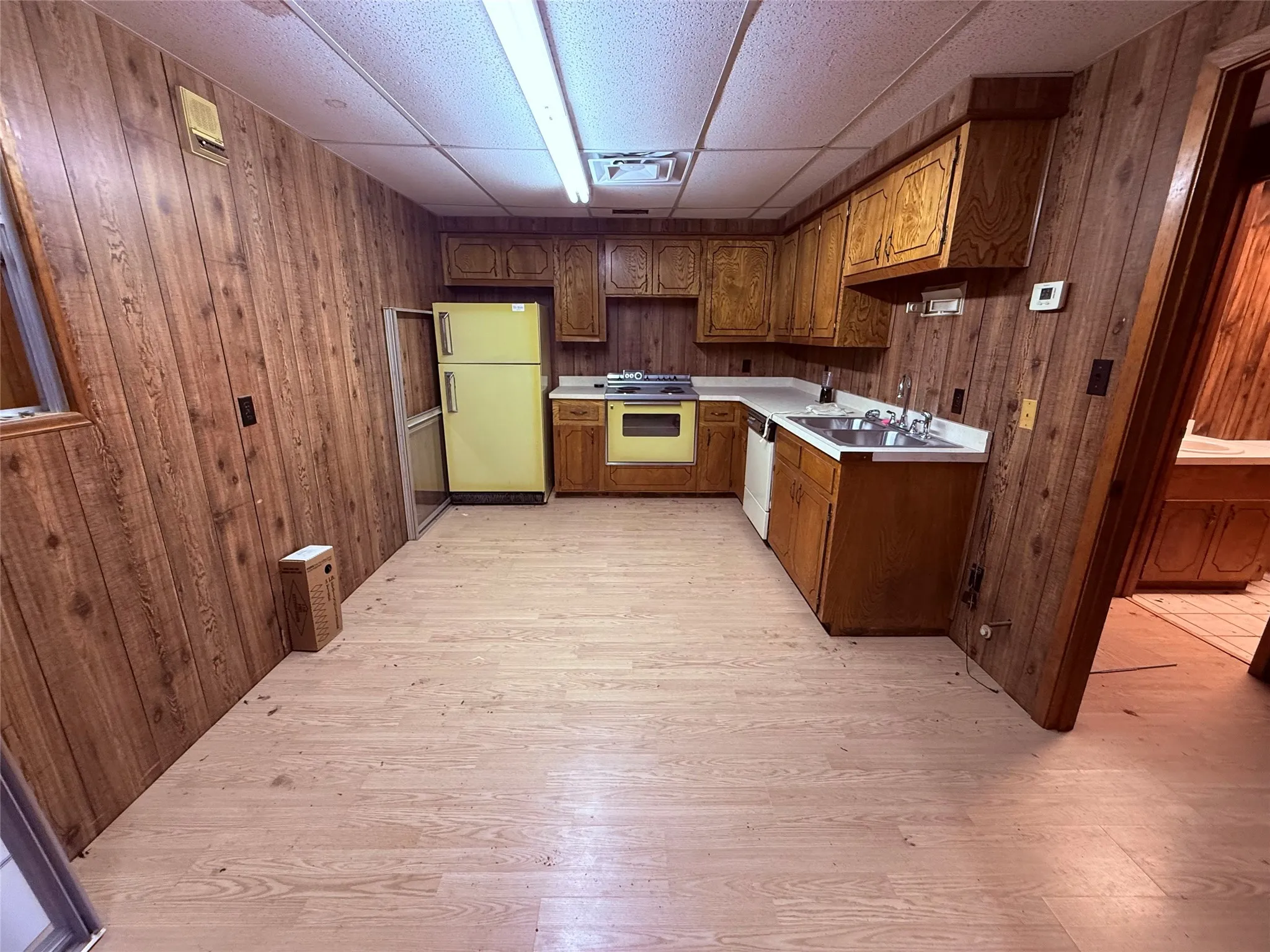 Business For Sale in Wood County , 622 W Broadway Street, Winnsboro, Texas 75494, 0, 0, Garage spaces, 0 Sqft, built in 0, mls#21385865, Real Estate Agent in Winnsboro, Homes For Sale in Wood county, Homes For Sale in Winnsboro, Realtor in Winnsboro Texas, Real Estate Brokerage Independent Realty Texas, Luminita Cordes Realtor