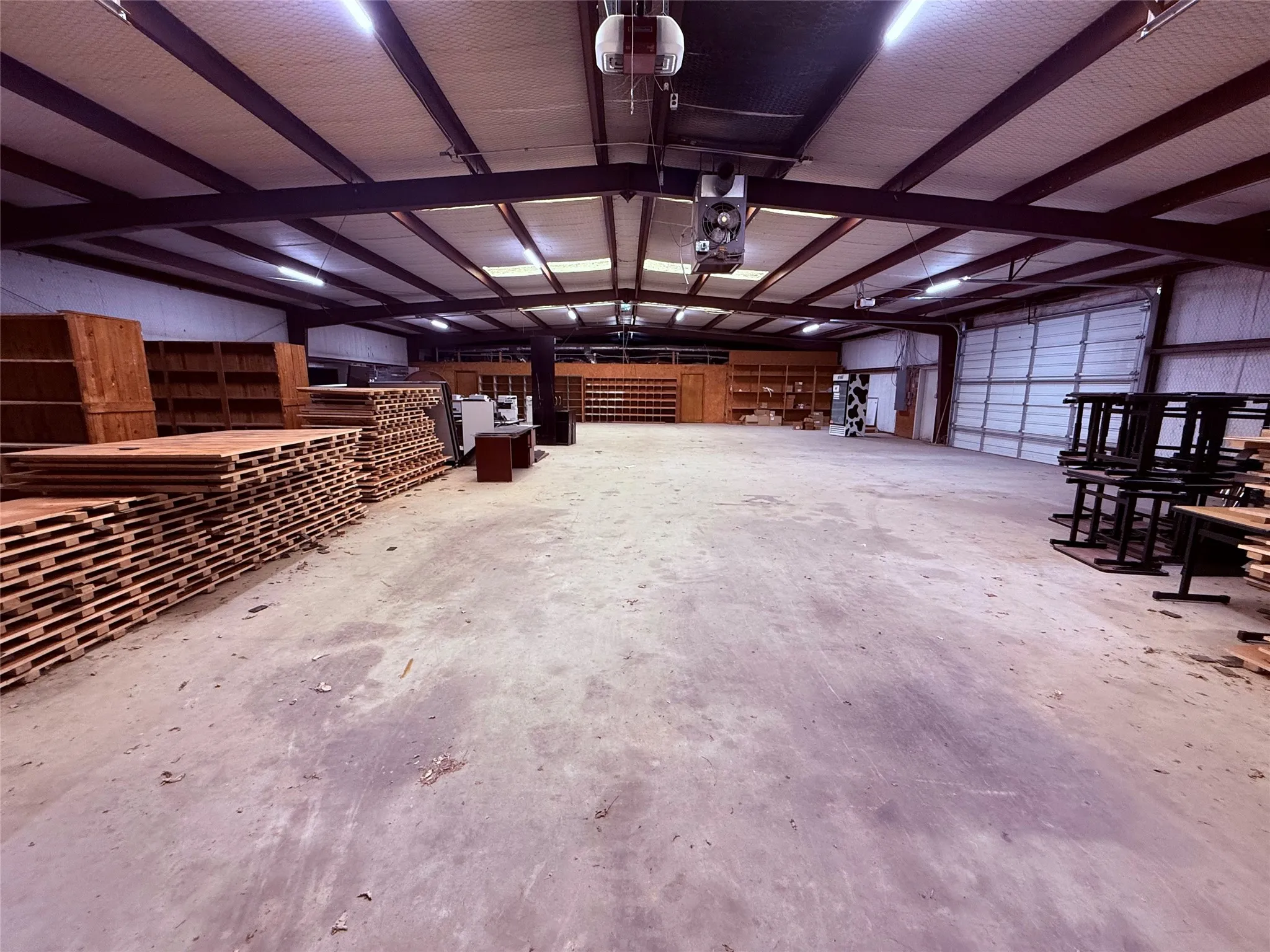 Business For Sale in Wood County , 622 W Broadway Street, Winnsboro, Texas 75494, 0, 0, Garage spaces, 0 Sqft, built in 0, mls#21385865, Real Estate Agent in Winnsboro, Homes For Sale in Wood county, Homes For Sale in Winnsboro, Realtor in Winnsboro Texas, Real Estate Brokerage Independent Realty Texas, Luminita Cordes Realtor