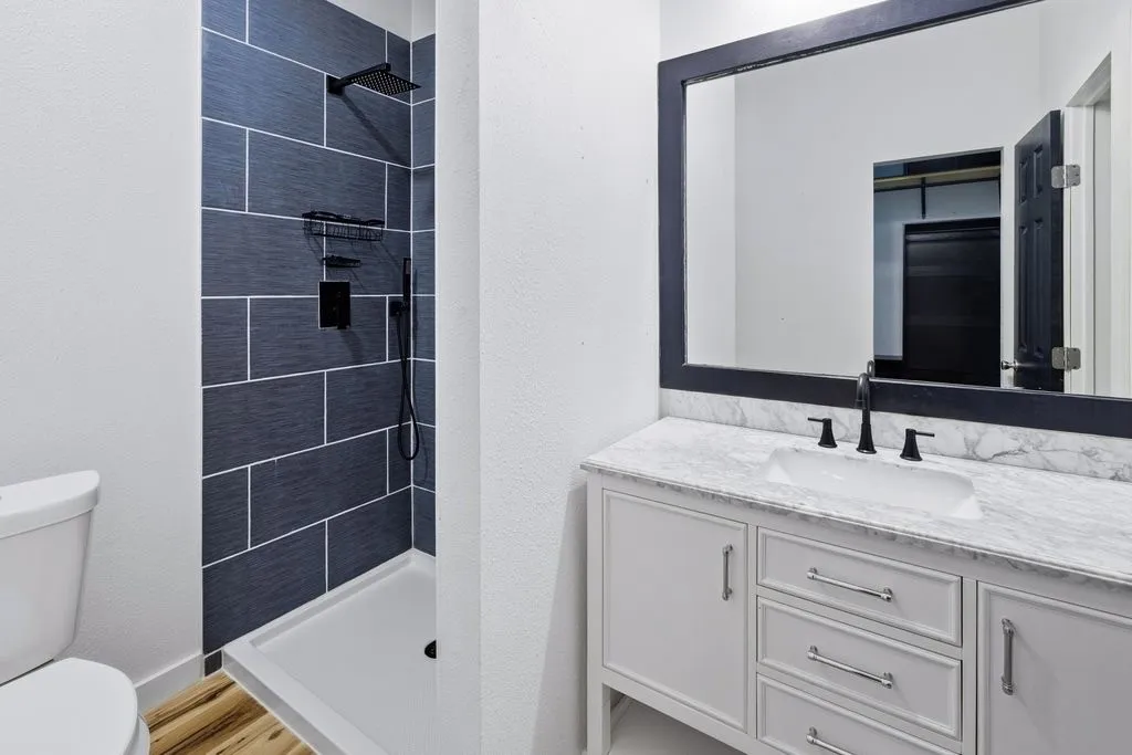 Single Family Residence For Sale in Tarrant County , 7501 Cains Meadow Court, Burleson, Texas 76028, 5 Bedroom, 3 Bathroom, 3 Garage spaces, 2,576 Sqft, built in 1996, mls#21385717, Real Estate Agent in Burleson, Homes For Sale in Tarrant county, Homes For Sale in Burleson, Realtor in Burleson Texas, Real Estate Brokerage Independent Realty Texas, Luminita Cordes Realtor
