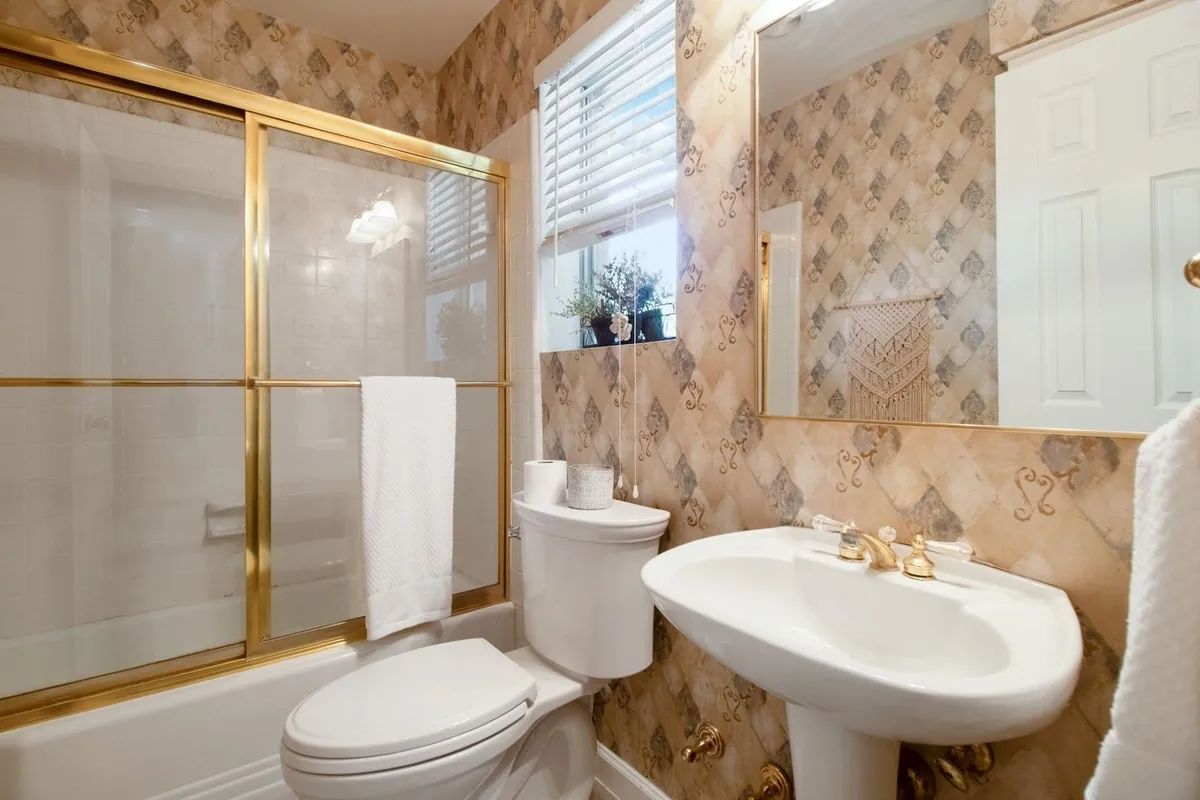 Single Family Residence For Sale in Dallas County , 8630 Hackney Lane, Dallas, Texas 75238, 3 Bedroom, 2 Bathroom, 2 Garage spaces, 1,255 Sqft, built in 1960, mls#21385735, Real Estate Agent in Dallas, Homes For Sale in Dallas county, Homes For Sale in Dallas, Realtor in Dallas Texas, Real Estate Brokerage Independent Realty Texas, Luminita Cordes Realtor