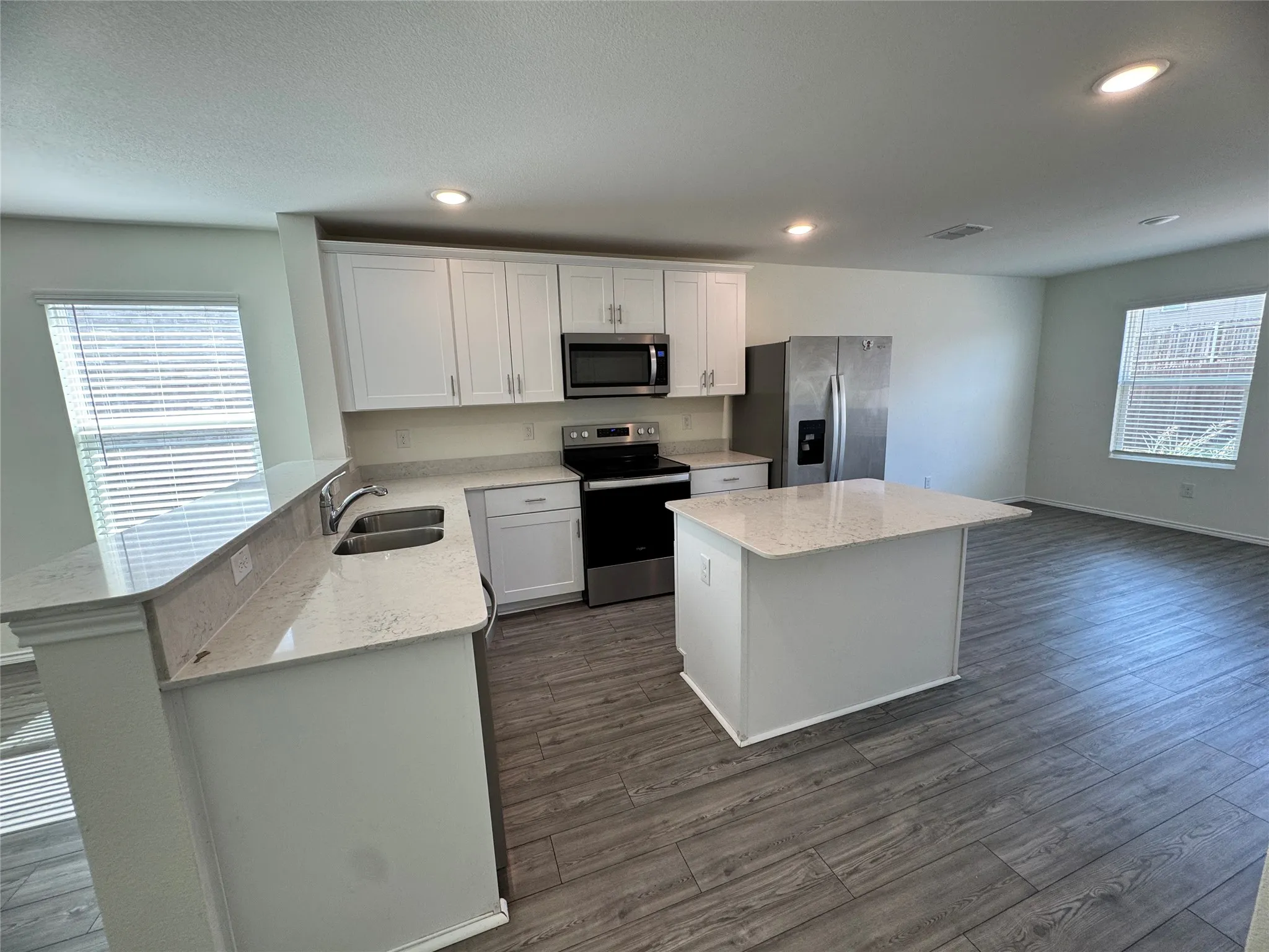 Single Family Residence For Rent in Kaufman County , 1204 Autumn Mist Lane, Forney, Texas 75126, 3 Bedroom, 2 Bathroom, 2 Garage spaces, 1,525 Sqft, built in 2022, mls#21384461, Real Estate Agent in Forney, Homes For Rent in Kaufman county, Homes For Rent in Forney, Realtor in Forney Texas, Real Estate Brokerage Independent Realty Texas, Luminita Cordes Realtor