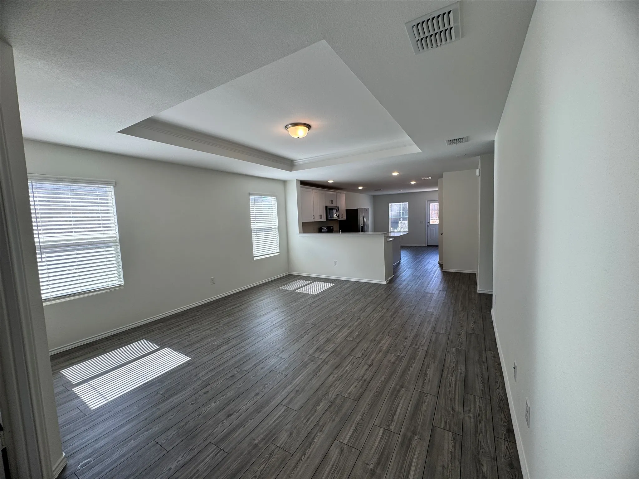 Single Family Residence For Rent in Kaufman County , 1204 Autumn Mist Lane, Forney, Texas 75126, 3 Bedroom, 2 Bathroom, 2 Garage spaces, 1,525 Sqft, built in 2022, mls#21384461, Real Estate Agent in Forney, Homes For Rent in Kaufman county, Homes For Rent in Forney, Realtor in Forney Texas, Real Estate Brokerage Independent Realty Texas, Luminita Cordes Realtor