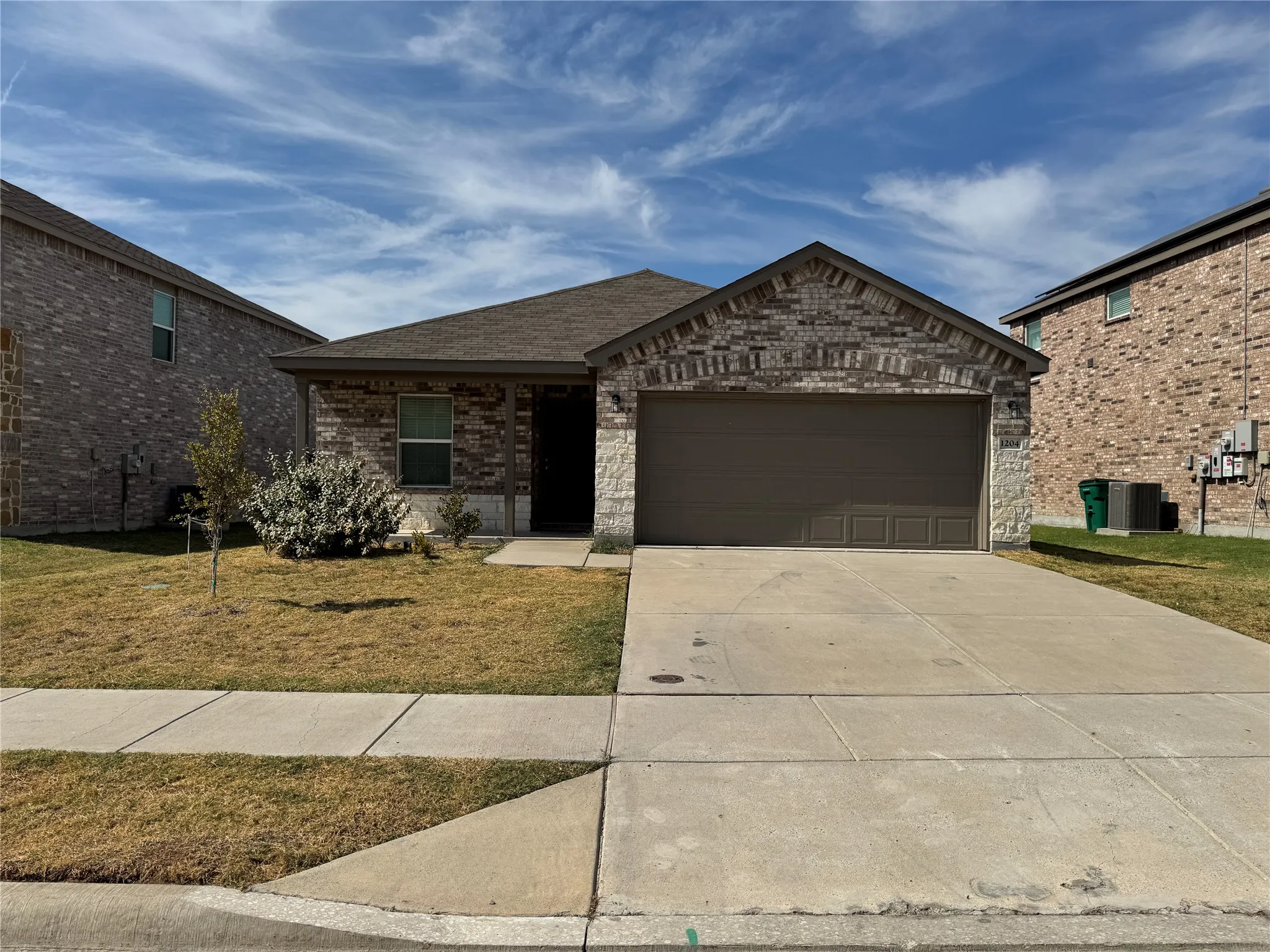 Single Family Residence For Rent in Kaufman County , 1204 Autumn Mist Lane, Forney, Texas 75126, 3 Bedroom, 2 Bathroom, 2 Garage spaces, 1,525 Sqft, built in 2022, mls#21384461, Real Estate Agent in Forney, Homes For Rent in Kaufman county, Homes For Rent in Forney, Realtor in Forney Texas, Real Estate Brokerage Independent Realty Texas, Luminita Cordes Realtor