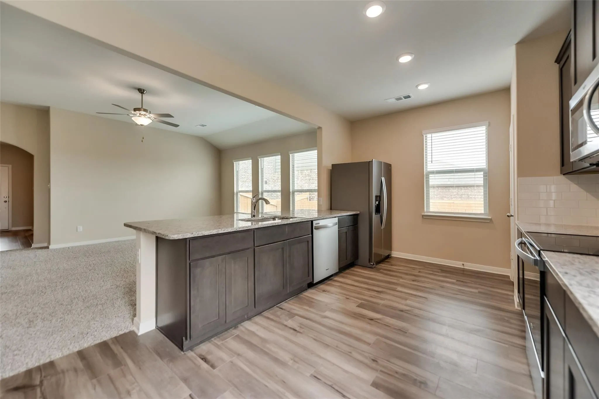 Single Family Residence For Rent in Collin County , 291 Wandering Stream Way, Princeton, Texas 75407, 4 Bedroom, 2 Bathroom, 2 Garage spaces, 1,803 Sqft, built in 2020, mls#21385836, Real Estate Agent in Princeton, Homes For Rent in Collin county, Homes For Rent in Princeton, Realtor in Princeton Texas, Real Estate Brokerage Independent Realty Texas, Luminita Cordes Realtor