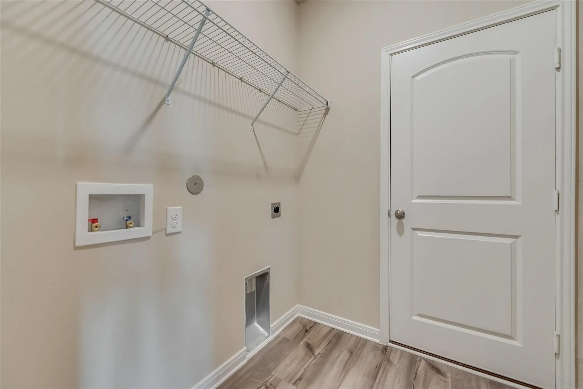 Single Family Residence For Rent in Collin County , 291 Wandering Stream Way, Princeton, Texas 75407, 4 Bedroom, 2 Bathroom, 2 Garage spaces, 1,803 Sqft, built in 2020, mls#21385836, Real Estate Agent in Princeton, Homes For Rent in Collin county, Homes For Rent in Princeton, Realtor in Princeton Texas, Real Estate Brokerage Independent Realty Texas, Luminita Cordes Realtor