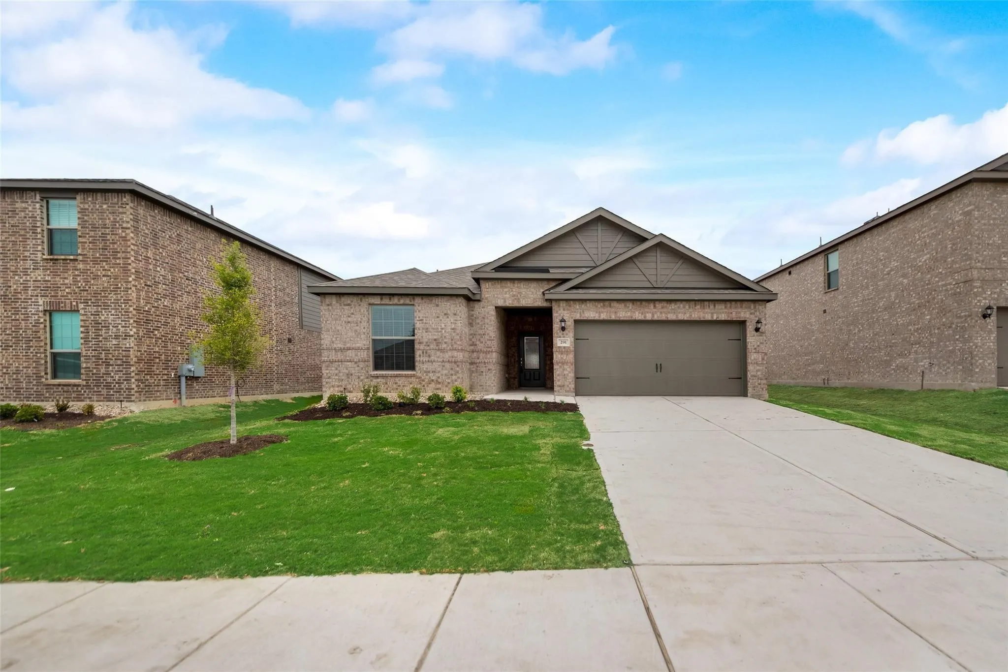 Single Family Residence For Rent in Collin County , 291 Wandering Stream Way, Princeton, Texas 75407, 4 Bedroom, 2 Bathroom, 2 Garage spaces, 1,803 Sqft, built in 2020, mls#21385836, Real Estate Agent in Princeton, Homes For Rent in Collin county, Homes For Rent in Princeton, Realtor in Princeton Texas, Real Estate Brokerage Independent Realty Texas, Luminita Cordes Realtor