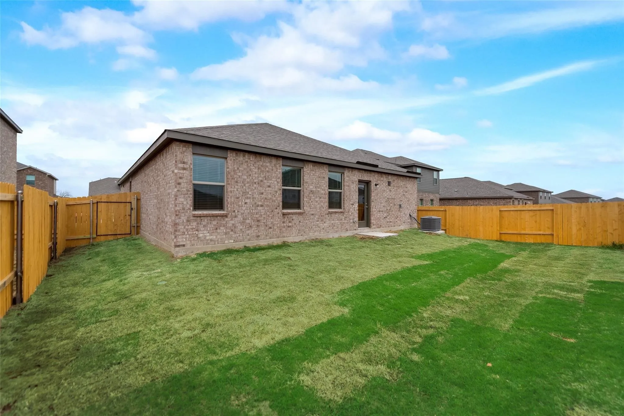 Single Family Residence For Rent in Collin County , 291 Wandering Stream Way, Princeton, Texas 75407, 4 Bedroom, 2 Bathroom, 2 Garage spaces, 1,803 Sqft, built in 2020, mls#21385836, Real Estate Agent in Princeton, Homes For Rent in Collin county, Homes For Rent in Princeton, Realtor in Princeton Texas, Real Estate Brokerage Independent Realty Texas, Luminita Cordes Realtor