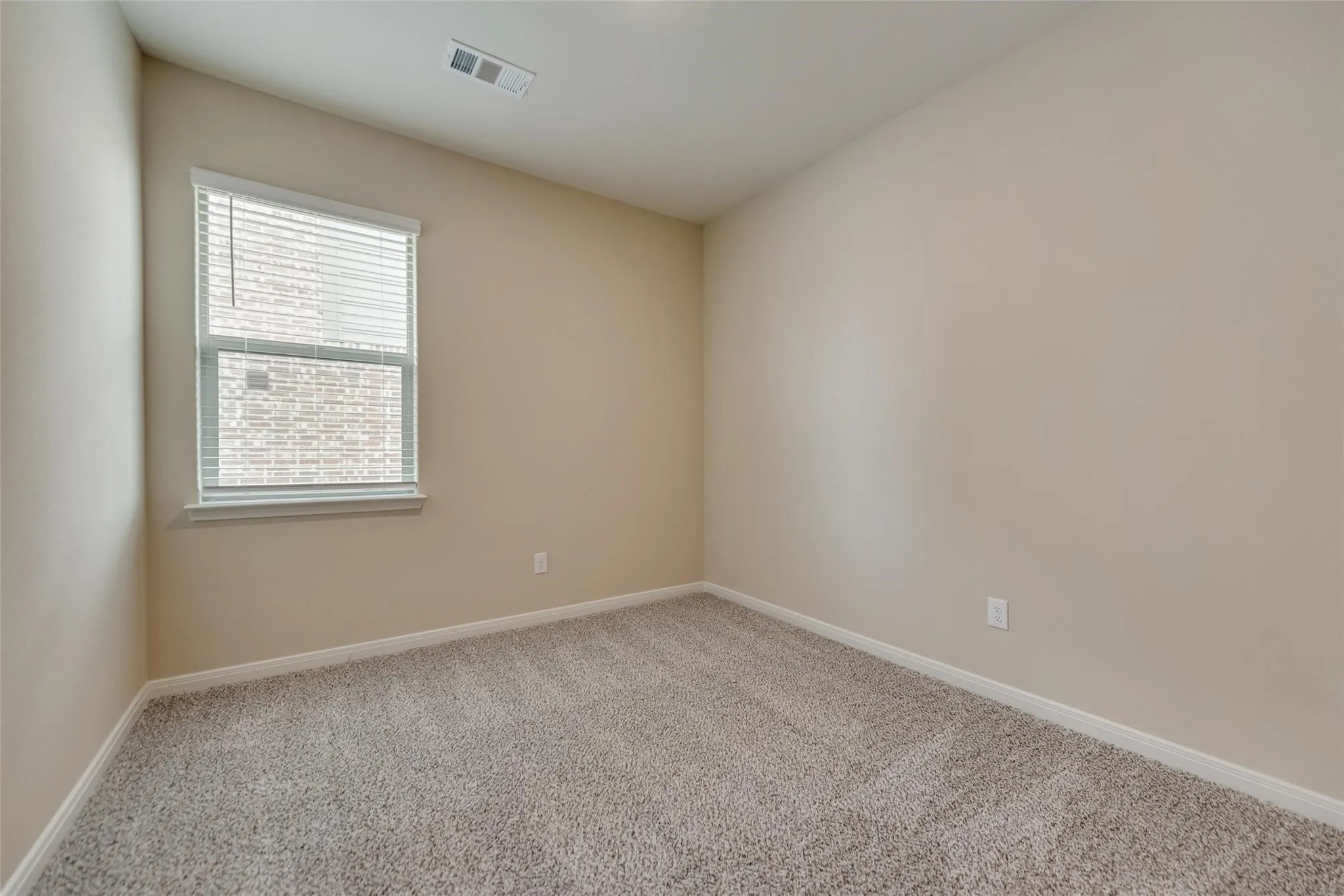 Single Family Residence For Rent in Collin County , 291 Wandering Stream Way, Princeton, Texas 75407, 4 Bedroom, 2 Bathroom, 2 Garage spaces, 1,803 Sqft, built in 2020, mls#21385836, Real Estate Agent in Princeton, Homes For Rent in Collin county, Homes For Rent in Princeton, Realtor in Princeton Texas, Real Estate Brokerage Independent Realty Texas, Luminita Cordes Realtor