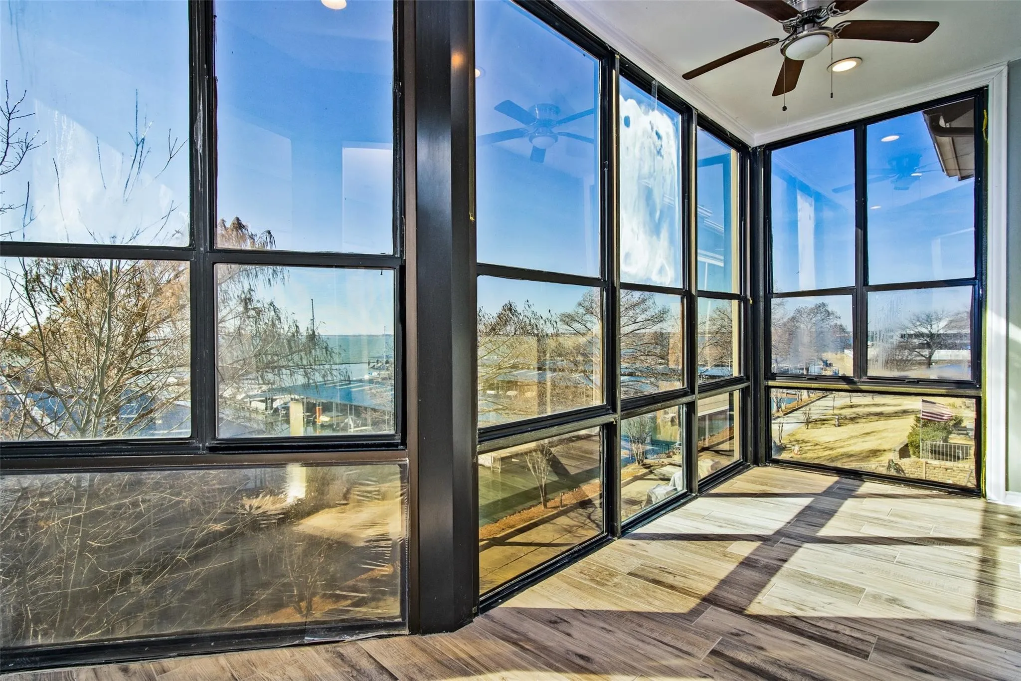 Condominium For Sale in Rockwall County , 458 Yacht Club Drive C, Rockwall, Texas 75032, 2 Bedroom, 2 Bathroom, Garage spaces, 1,816 Sqft, built in 1990, mls#21385857, Real Estate Agent in Rockwall, Homes For Sale in Rockwall county, Homes For Sale in Rockwall, Realtor in Rockwall Texas, Real Estate Brokerage Independent Realty Texas, Luminita Cordes Realtor