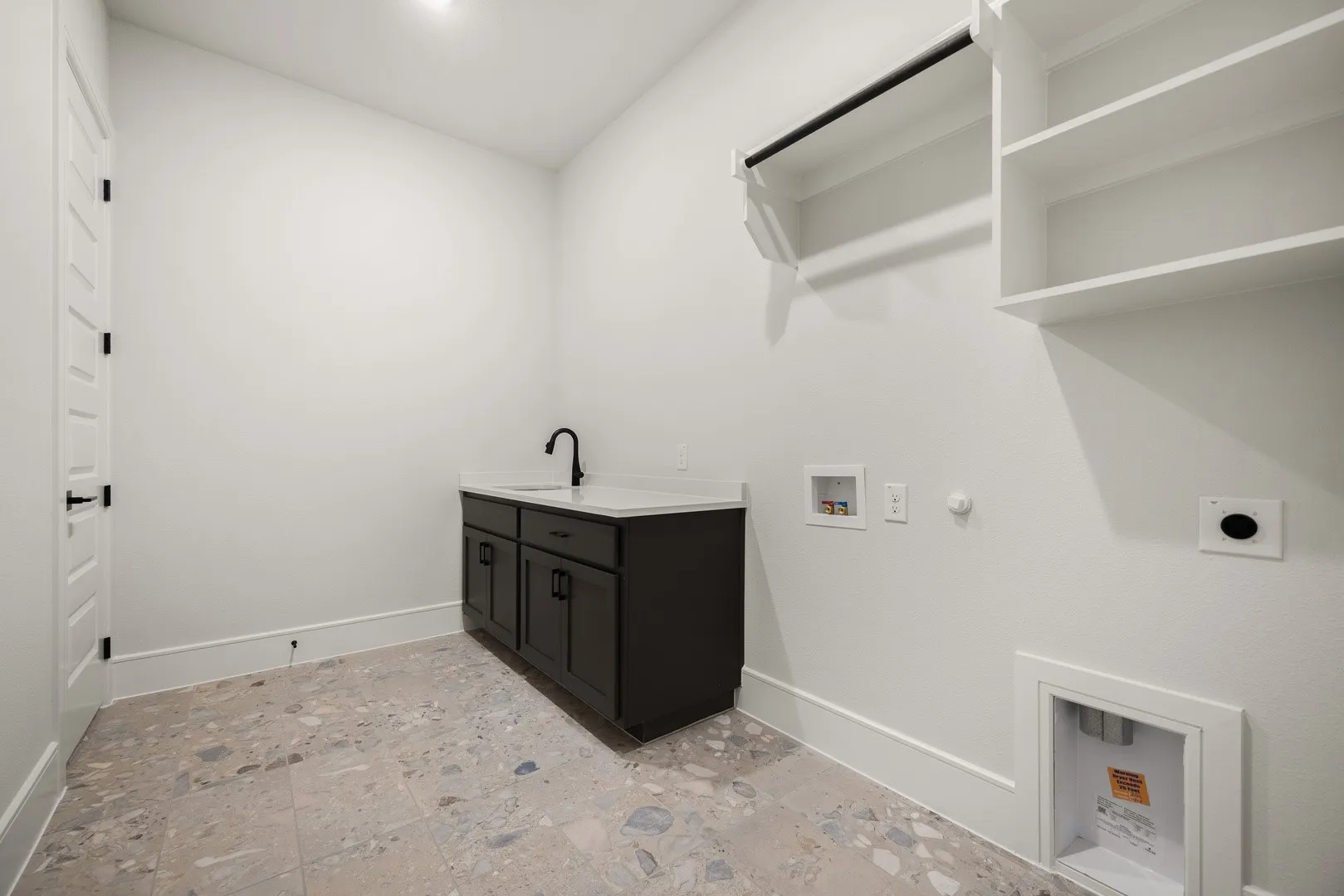 1217 Governors Blvd-09.10.2026-GRNWRKS Media-23
