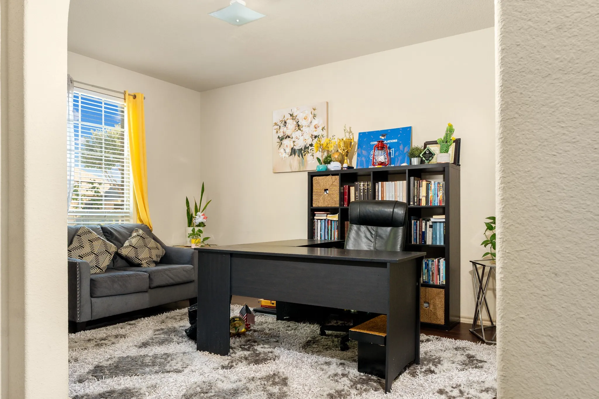 Single Family Residence For Rent in Tarrant County , 428 Running Water Trail, Fort Worth, Texas 76131, 4 Bedroom, 4 Bathroom, 2 Garage spaces, 2,937 Sqft, built in 2011, mls#21384808, Real Estate Agent in Fort Worth, Homes For Rent in Tarrant county, Homes For Rent in Fort Worth, Realtor in Fort Worth Texas, Real Estate Brokerage Independent Realty Texas, Luminita Cordes Realtor