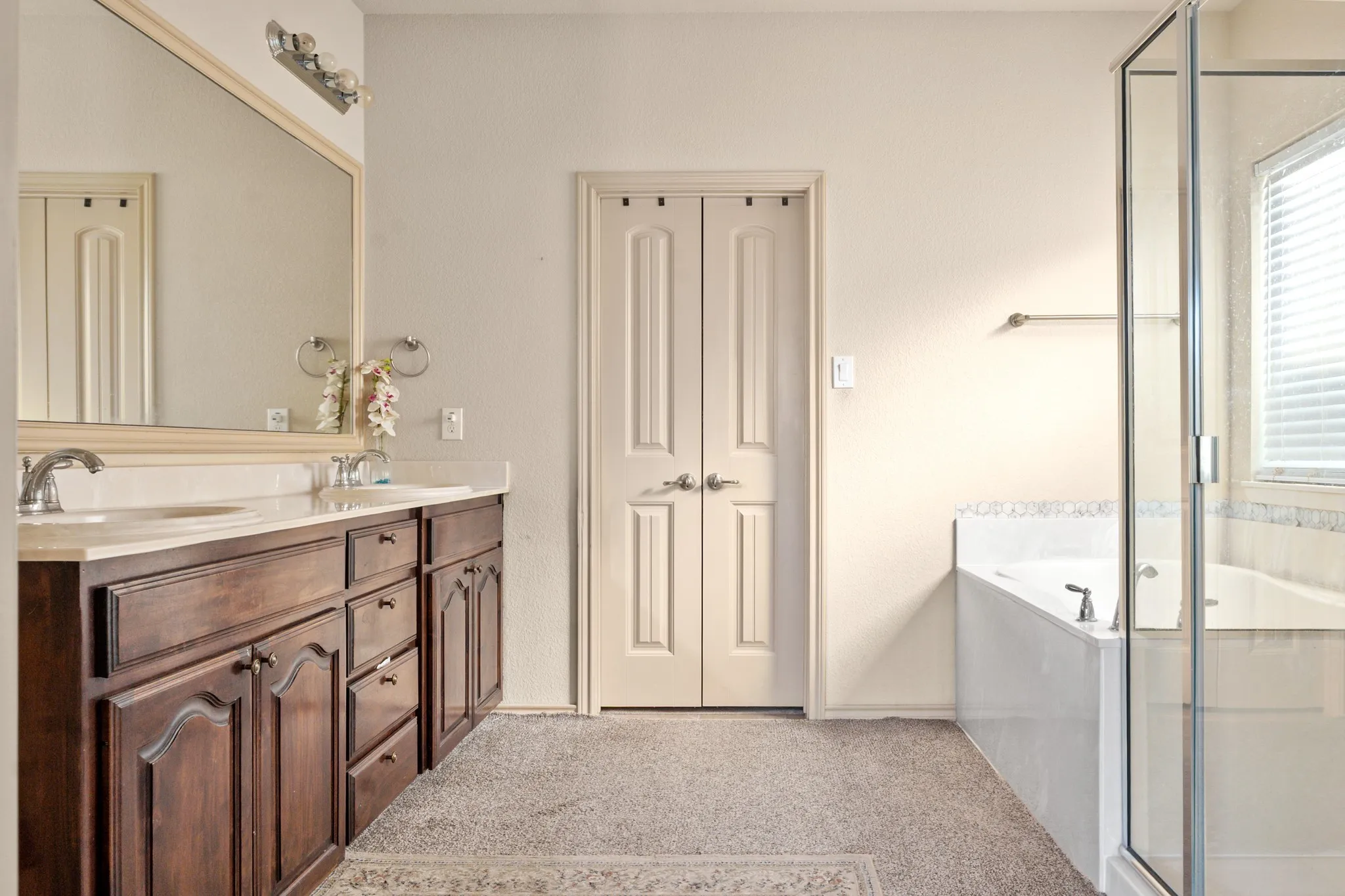 Single Family Residence For Rent in Tarrant County , 428 Running Water Trail, Fort Worth, Texas 76131, 4 Bedroom, 4 Bathroom, 2 Garage spaces, 2,937 Sqft, built in 2011, mls#21384808, Real Estate Agent in Fort Worth, Homes For Rent in Tarrant county, Homes For Rent in Fort Worth, Realtor in Fort Worth Texas, Real Estate Brokerage Independent Realty Texas, Luminita Cordes Realtor