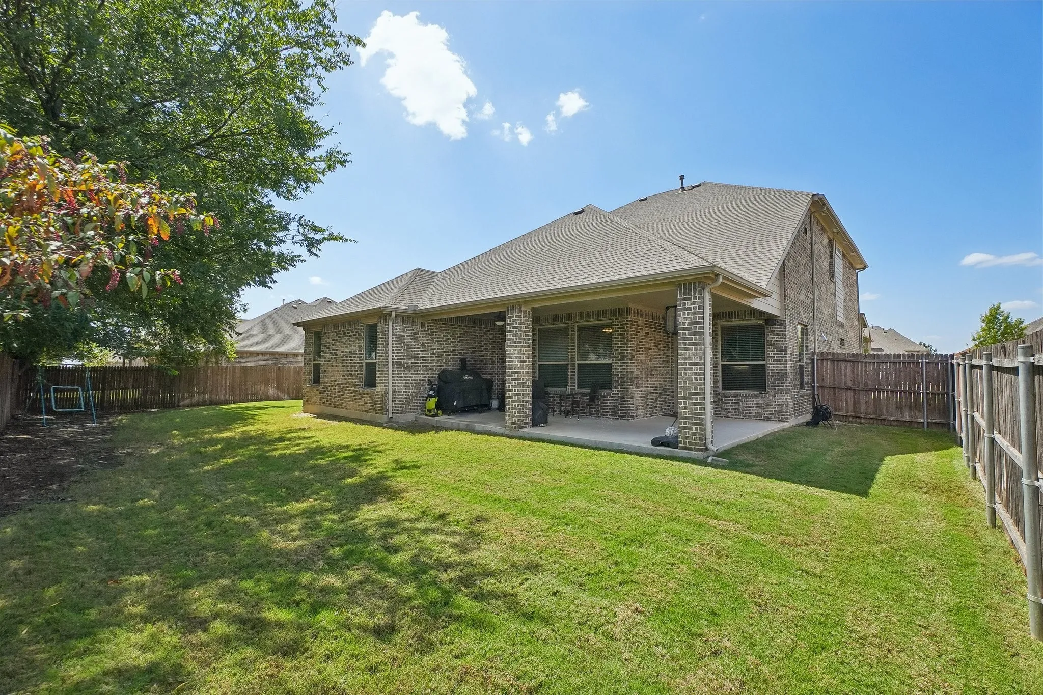 Single Family Residence For Sale in Ellis County , 706 Dover Drive, Midlothian, Texas 76065, 5 Bedroom, 4 Bathroom, 3 Garage spaces, 3,195 Sqft, built in 2018, mls#21385856, Real Estate Agent in Midlothian, Homes For Sale in Ellis county, Homes For Sale in Midlothian, Realtor in Midlothian Texas, Real Estate Brokerage Independent Realty Texas, Luminita Cordes Realtor