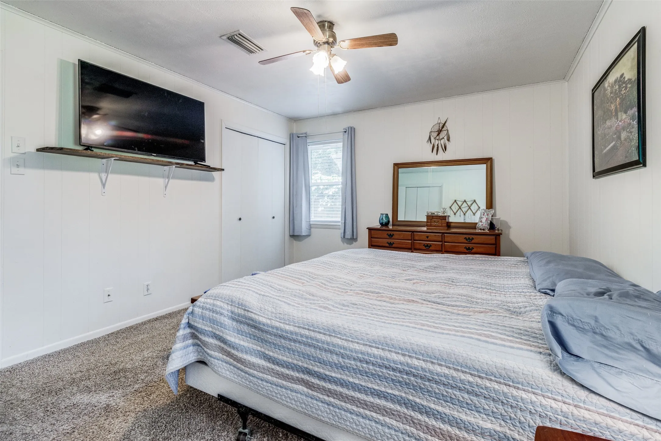 Single Family Residence For Rent in Fannin County , 809 Beech Street, Bonham, Texas 75418, 3 Bedroom, 2 Bathroom, Garage spaces, 1,786 Sqft, built in 1980, mls#21385921, Real Estate Agent in Bonham, Homes For Rent in Fannin county, Homes For Rent in Bonham, Realtor in Bonham Texas, Real Estate Brokerage Independent Realty Texas, Luminita Cordes Realtor