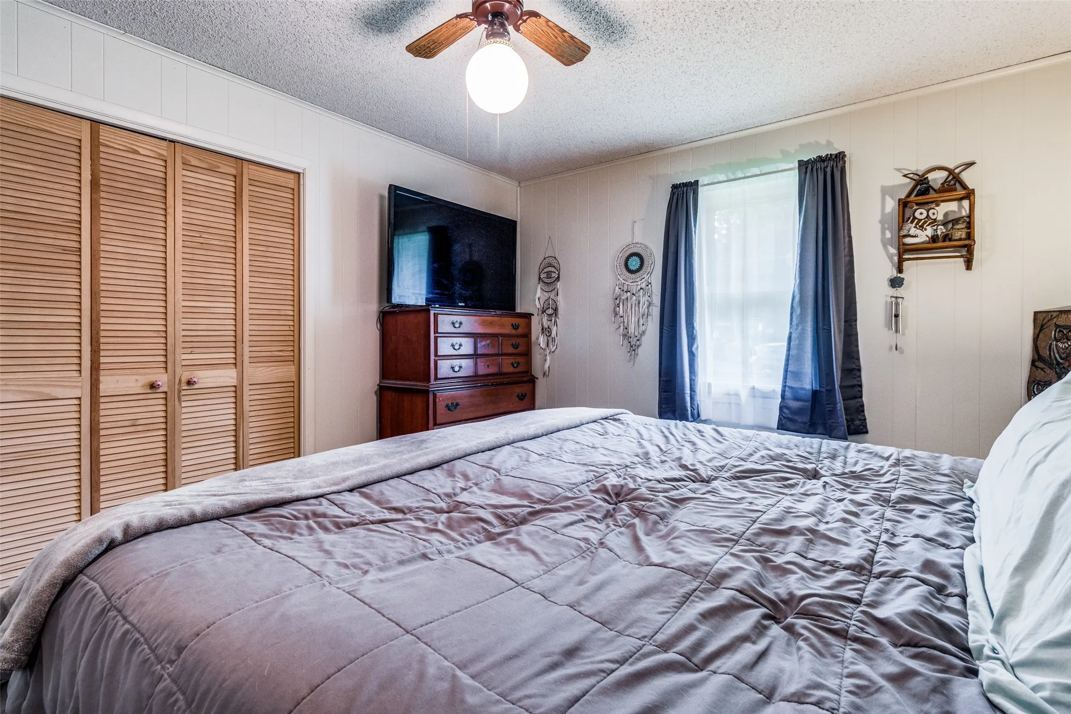 Single Family Residence For Rent in Fannin County , 809 Beech Street, Bonham, Texas 75418, 3 Bedroom, 2 Bathroom, Garage spaces, 1,786 Sqft, built in 1980, mls#21385921, Real Estate Agent in Bonham, Homes For Rent in Fannin county, Homes For Rent in Bonham, Realtor in Bonham Texas, Real Estate Brokerage Independent Realty Texas, Luminita Cordes Realtor