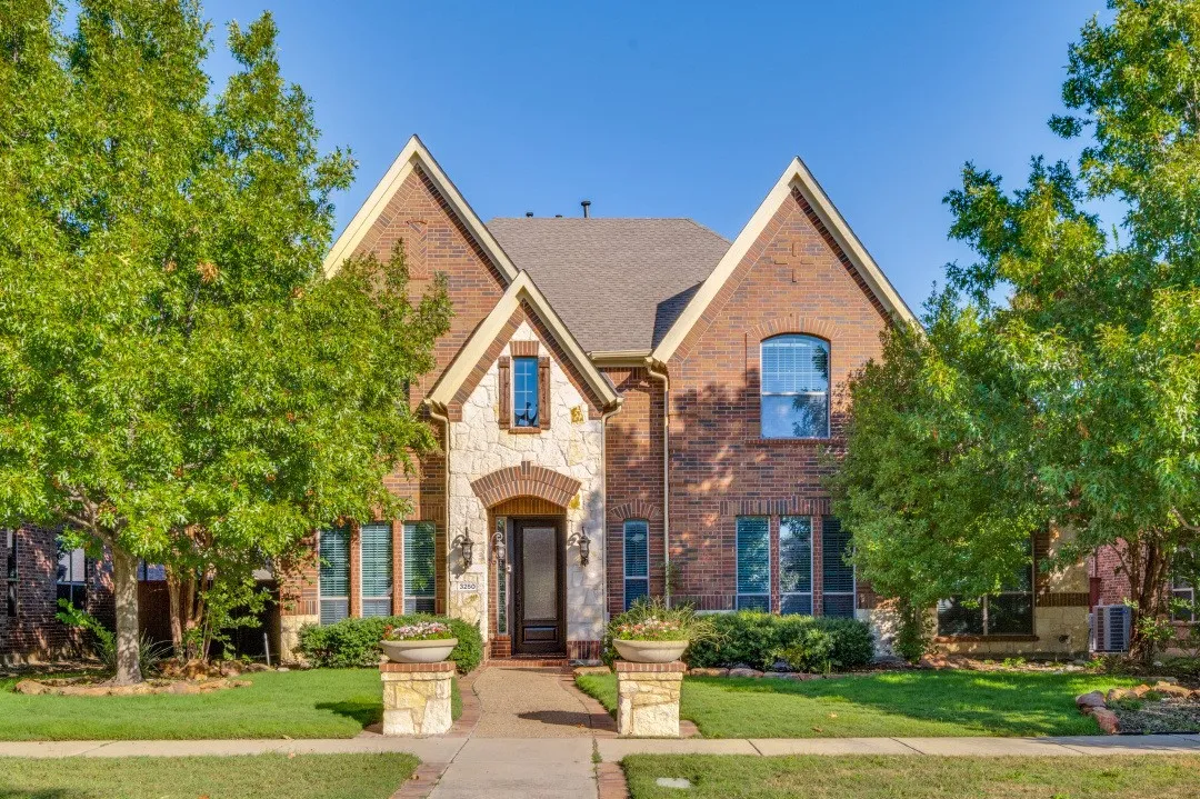 Single Family Residence For Rent in Denton County , 3250 Woodbine Trail, Frisco, Texas 75034, 4 Bedroom, 4 Bathroom, 2 Garage spaces, 4,025 Sqft, built in 2008, mls#21385518, Real Estate Agent in Frisco, Homes For Rent in Denton county, Homes For Rent in Frisco, Realtor in Frisco Texas, Real Estate Brokerage Independent Realty Texas, Luminita Cordes Realtor