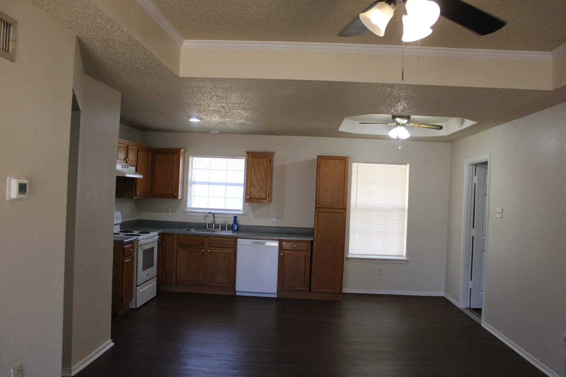 Single Family Residence For Sale in Kaufman County , 307 Briar Creek Drive, Crandall, Texas 75114, 4 Bedroom, 1 Bathroom, Garage spaces, 1,296 Sqft, built in 1991, mls#21380199, Real Estate Agent in Crandall, Homes For Sale in Kaufman county, Homes For Sale in Crandall, Realtor in Crandall Texas, Real Estate Brokerage Independent Realty Texas, Luminita Cordes Realtor