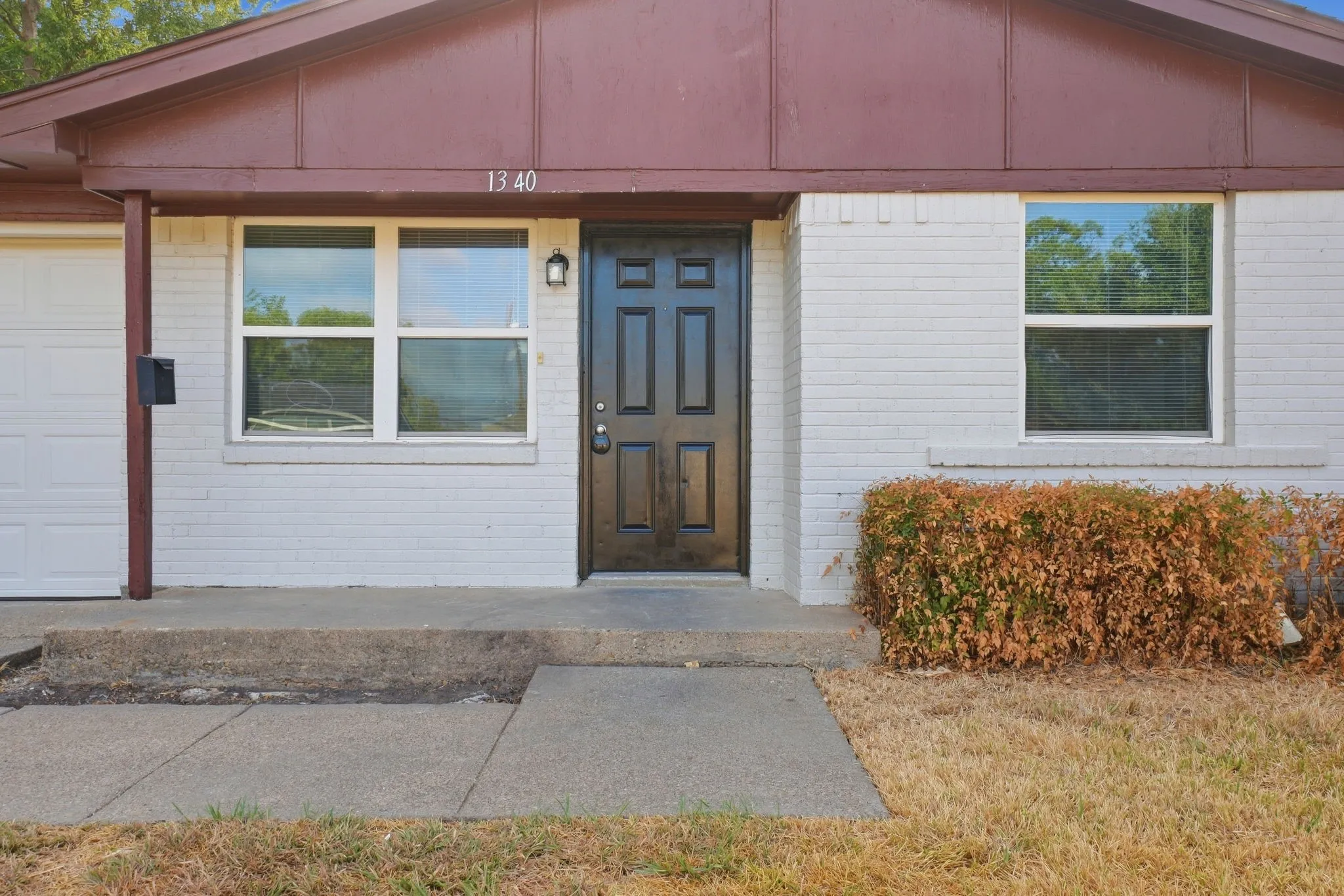 Single Family Residence For Sale in Dallas County , 1340 E Park Drive, Mesquite, Texas 75149, 3 Bedroom, 1 Bathroom, 1 Garage spaces, 1,192 Sqft, built in 1962, mls#21385567, Real Estate Agent in Mesquite, Homes For Sale in Dallas county, Homes For Sale in Mesquite, Realtor in Mesquite Texas, Real Estate Brokerage Independent Realty Texas, Luminita Cordes Realtor