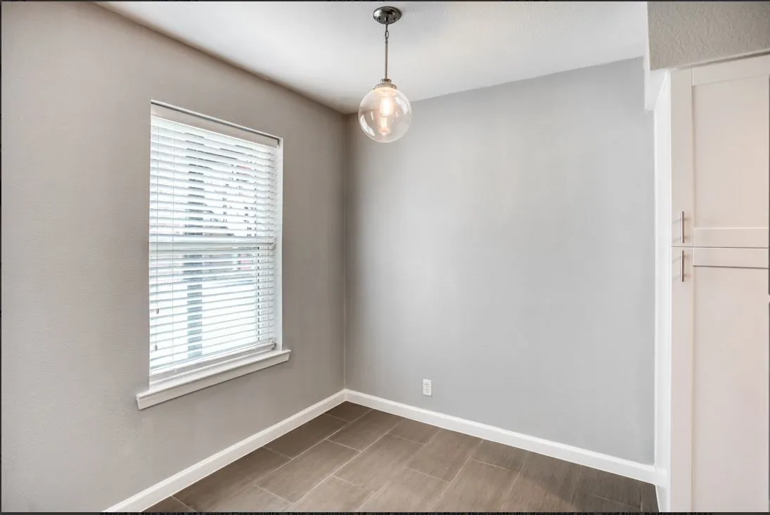 Apartment For Rent in Dallas County , 5708 Hudson Street 11, Dallas, Texas 75206, 1 Bedroom, 1 Bathroom, Garage spaces, 5,509 Sqft, built in 1964, mls#21385827, Real Estate Agent in Dallas, Homes For Rent in Dallas county, Homes For Rent in Dallas, Realtor in Dallas Texas, Real Estate Brokerage Independent Realty Texas, Luminita Cordes Realtor