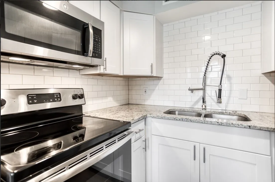 Apartment For Rent in Dallas County , 5708 Hudson Street 11, Dallas, Texas 75206, 1 Bedroom, 1 Bathroom, Garage spaces, 5,509 Sqft, built in 1964, mls#21385827, Real Estate Agent in Dallas, Homes For Rent in Dallas county, Homes For Rent in Dallas, Realtor in Dallas Texas, Real Estate Brokerage Independent Realty Texas, Luminita Cordes Realtor