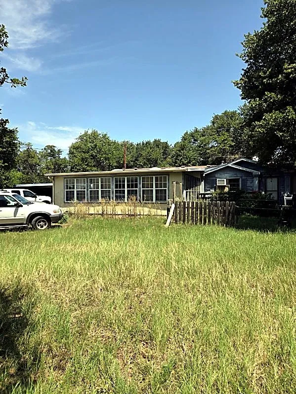 Single Family Residence For Sale in Callahan County , 1976 County Road 527, Baird, Texas 79504, 3 Bedroom, 2 Bathroom, Garage spaces, 2,260 Sqft, built in 1996, mls#21385544, Real Estate Agent in Baird, Homes For Sale in Callahan county, Homes For Sale in Baird, Realtor in Baird Texas, Real Estate Brokerage Independent Realty Texas, Luminita Cordes Realtor