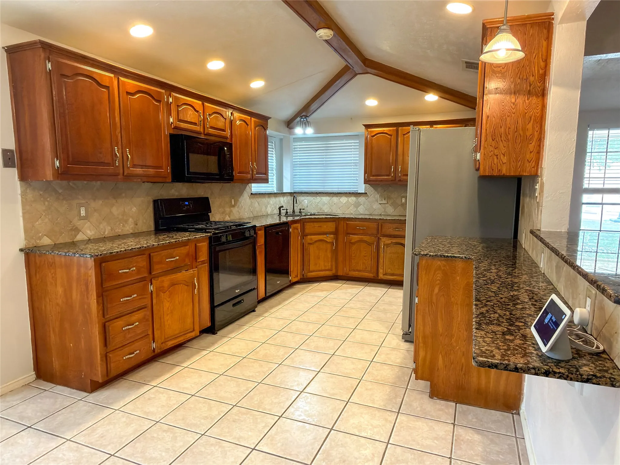Single Family Residence For Rent in Dallas County , 520 Sumac Place, De Soto, Texas 75115, 3 Bedroom, 2 Bathroom, 2 Garage spaces, 2,067 Sqft, built in 1984, mls#21385938, Real Estate Agent in De Soto, Homes For Rent in Dallas county, Homes For Rent in De Soto, Realtor in De Soto Texas, Real Estate Brokerage Independent Realty Texas, Luminita Cordes Realtor