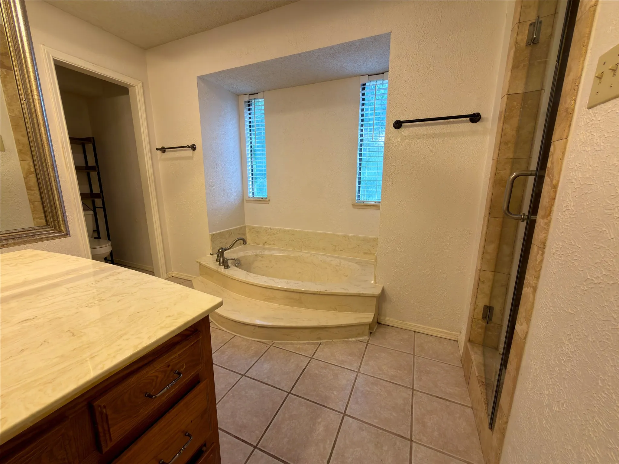Single Family Residence For Rent in Dallas County , 520 Sumac Place, De Soto, Texas 75115, 3 Bedroom, 2 Bathroom, 2 Garage spaces, 2,067 Sqft, built in 1984, mls#21385938, Real Estate Agent in De Soto, Homes For Rent in Dallas county, Homes For Rent in De Soto, Realtor in De Soto Texas, Real Estate Brokerage Independent Realty Texas, Luminita Cordes Realtor