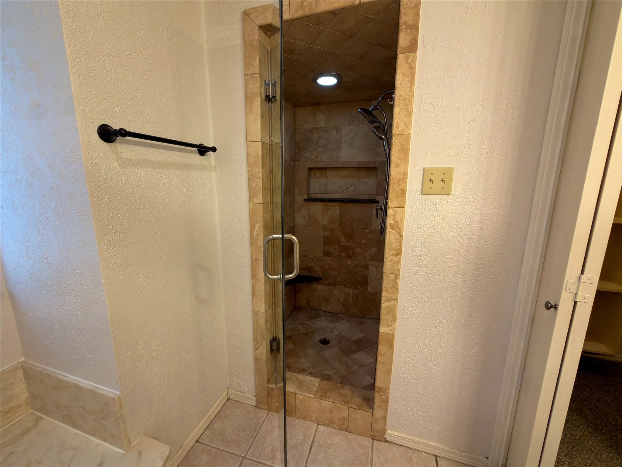 Single Family Residence For Rent in Dallas County , 520 Sumac Place, De Soto, Texas 75115, 3 Bedroom, 2 Bathroom, 2 Garage spaces, 2,067 Sqft, built in 1984, mls#21385938, Real Estate Agent in De Soto, Homes For Rent in Dallas county, Homes For Rent in De Soto, Realtor in De Soto Texas, Real Estate Brokerage Independent Realty Texas, Luminita Cordes Realtor