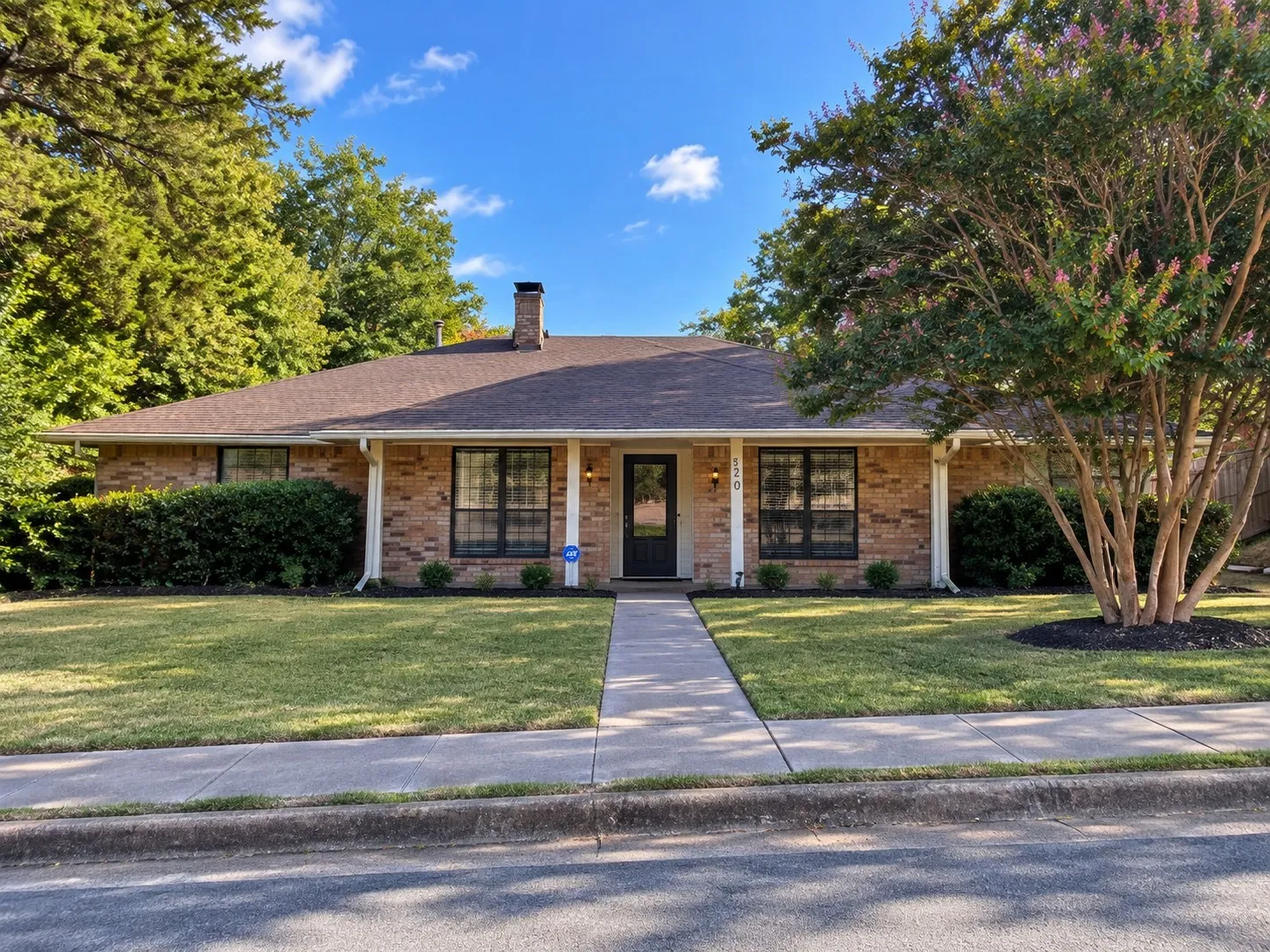 Single Family Residence For Rent in Dallas County , 520 Sumac Place, De Soto, Texas 75115, 3 Bedroom, 2 Bathroom, 2 Garage spaces, 2,067 Sqft, built in 1984, mls#21385938, Real Estate Agent in De Soto, Homes For Rent in Dallas county, Homes For Rent in De Soto, Realtor in De Soto Texas, Real Estate Brokerage Independent Realty Texas, Luminita Cordes Realtor