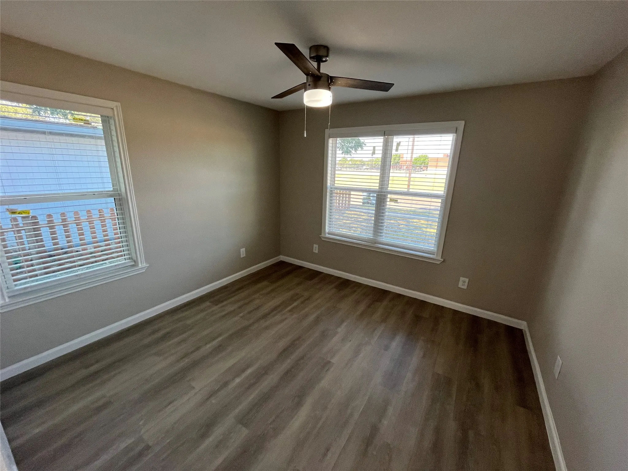 Single Family Residence For Rent in Dallas County , 704 Wilkinson Drive, Mesquite, Texas 75149, 3 Bedroom, 1 Bathroom, Garage spaces, 891 Sqft, built in 1954, mls#21371795, Real Estate Agent in Mesquite, Homes For Rent in Dallas county, Homes For Rent in Mesquite, Realtor in Mesquite Texas, Real Estate Brokerage Independent Realty Texas, Luminita Cordes Realtor