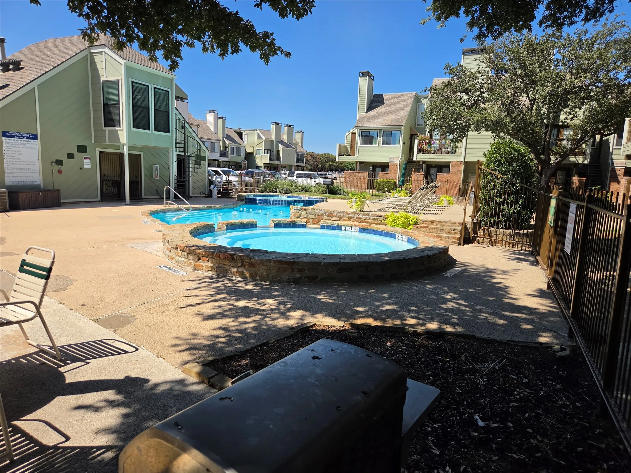 Condominium For Rent in Tarrant County , 3117 Sondra Drive 103, Fort Worth, Texas 76107, 1 Bedroom, 1 Bathroom, Garage spaces, 573 Sqft, built in 1983, mls#21385452, Real Estate Agent in Fort Worth, Homes For Rent in Tarrant county, Homes For Rent in Fort Worth, Realtor in Fort Worth Texas, Real Estate Brokerage Independent Realty Texas, Luminita Cordes Realtor