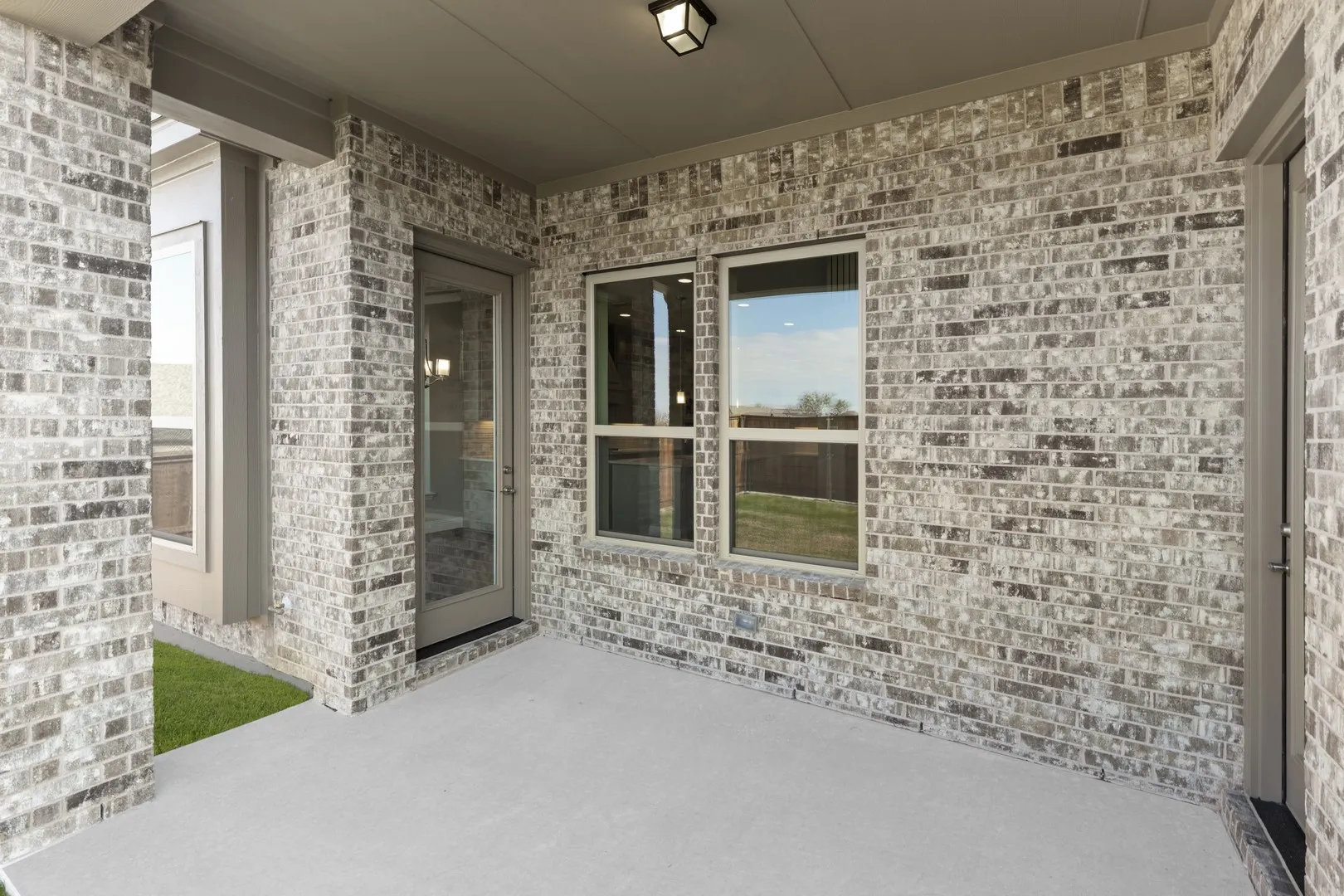 25. 2704 Emerald Shallows - Patio