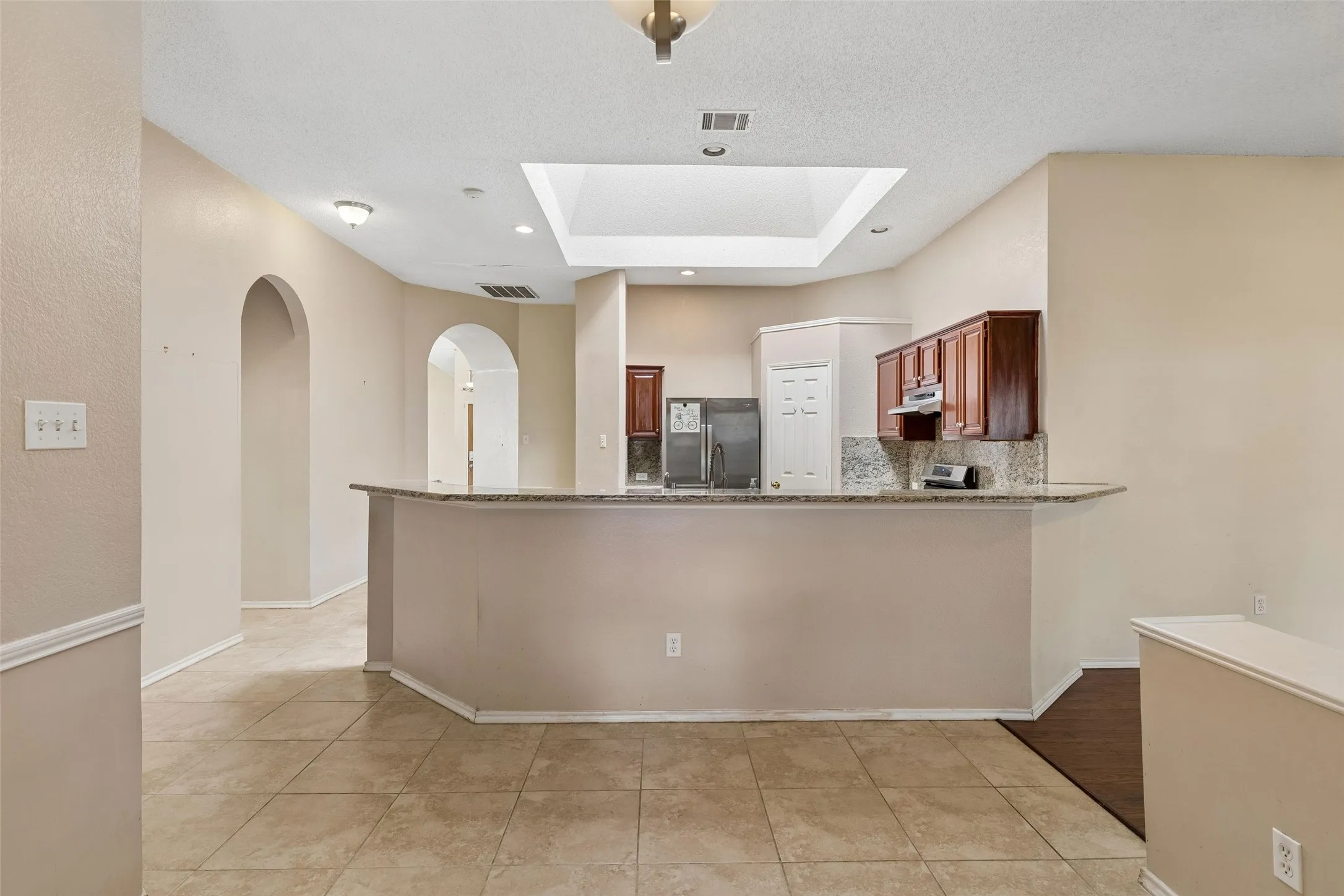 Single Family Residence For Sale in Collin County , 728 Lauren Way, Allen, Texas 75002, 4 Bedroom, 2 Bathroom, 2 Garage spaces, 2,083 Sqft, built in 1995, mls#21385936, Real Estate Agent in Allen, Homes For Sale in Collin county, Homes For Sale in Allen, Realtor in Allen Texas, Real Estate Brokerage Independent Realty Texas, Luminita Cordes Realtor