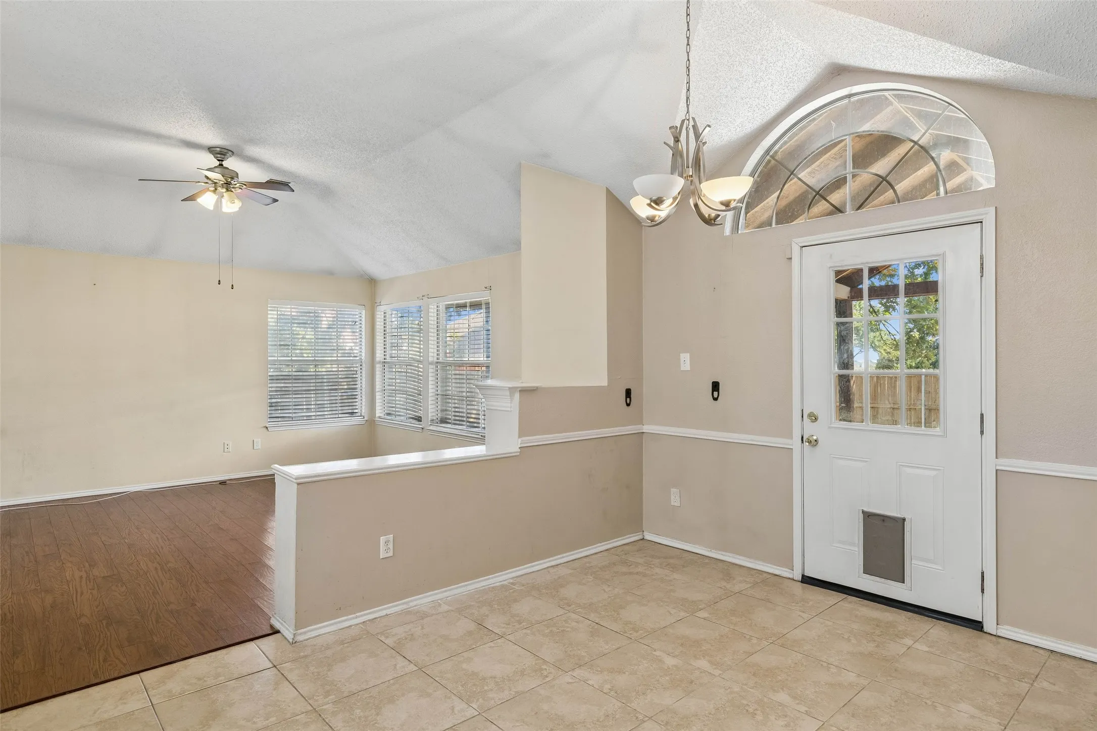 Single Family Residence For Sale in Collin County , 728 Lauren Way, Allen, Texas 75002, 4 Bedroom, 2 Bathroom, 2 Garage spaces, 2,083 Sqft, built in 1995, mls#21385936, Real Estate Agent in Allen, Homes For Sale in Collin county, Homes For Sale in Allen, Realtor in Allen Texas, Real Estate Brokerage Independent Realty Texas, Luminita Cordes Realtor