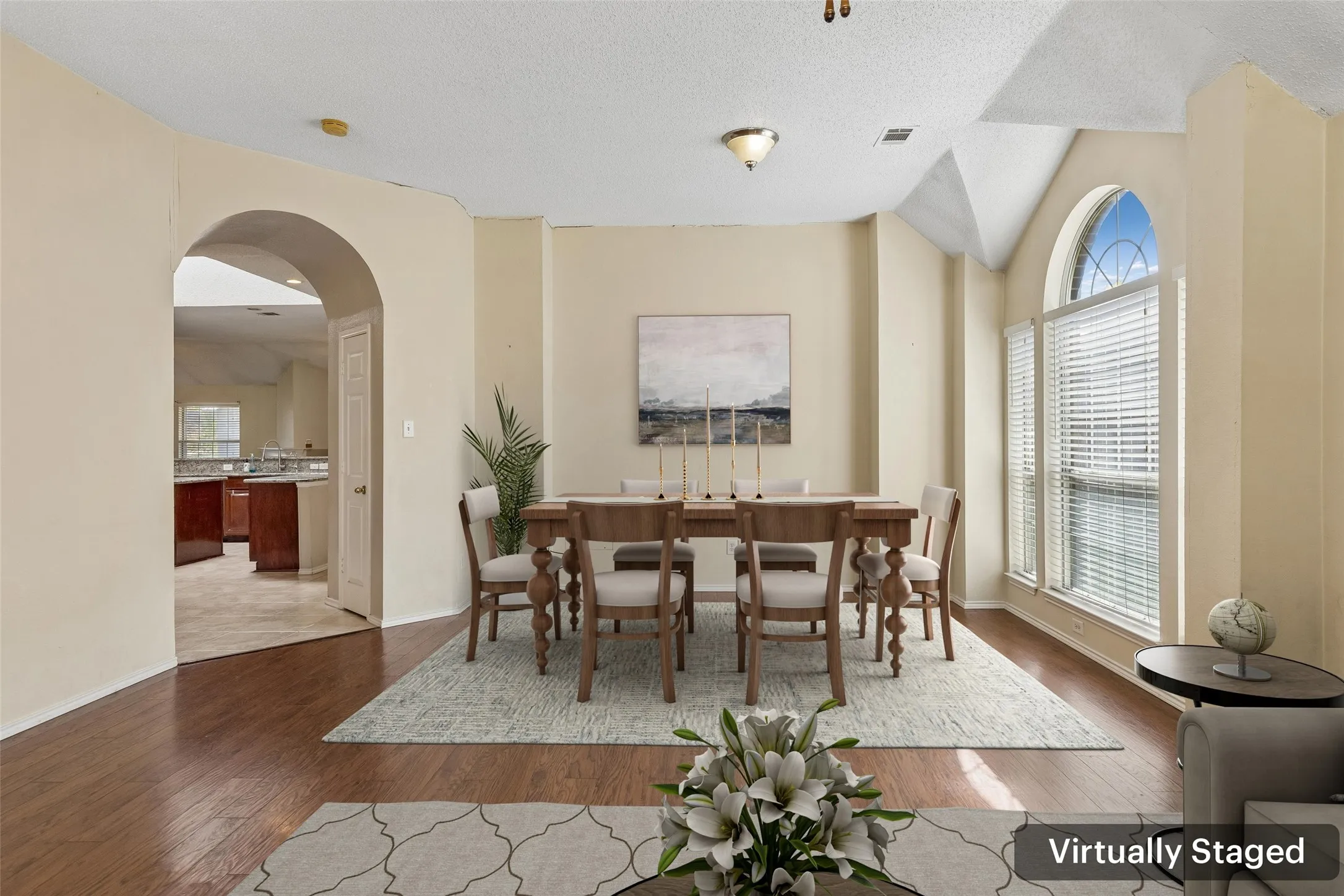 Single Family Residence For Sale in Collin County , 728 Lauren Way, Allen, Texas 75002, 4 Bedroom, 2 Bathroom, 2 Garage spaces, 2,083 Sqft, built in 1995, mls#21385936, Real Estate Agent in Allen, Homes For Sale in Collin county, Homes For Sale in Allen, Realtor in Allen Texas, Real Estate Brokerage Independent Realty Texas, Luminita Cordes Realtor