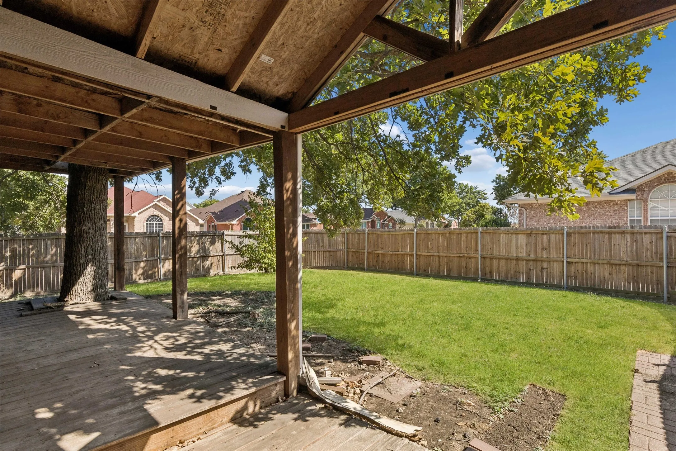 Single Family Residence For Sale in Collin County , 728 Lauren Way, Allen, Texas 75002, 4 Bedroom, 2 Bathroom, 2 Garage spaces, 2,083 Sqft, built in 1995, mls#21385936, Real Estate Agent in Allen, Homes For Sale in Collin county, Homes For Sale in Allen, Realtor in Allen Texas, Real Estate Brokerage Independent Realty Texas, Luminita Cordes Realtor