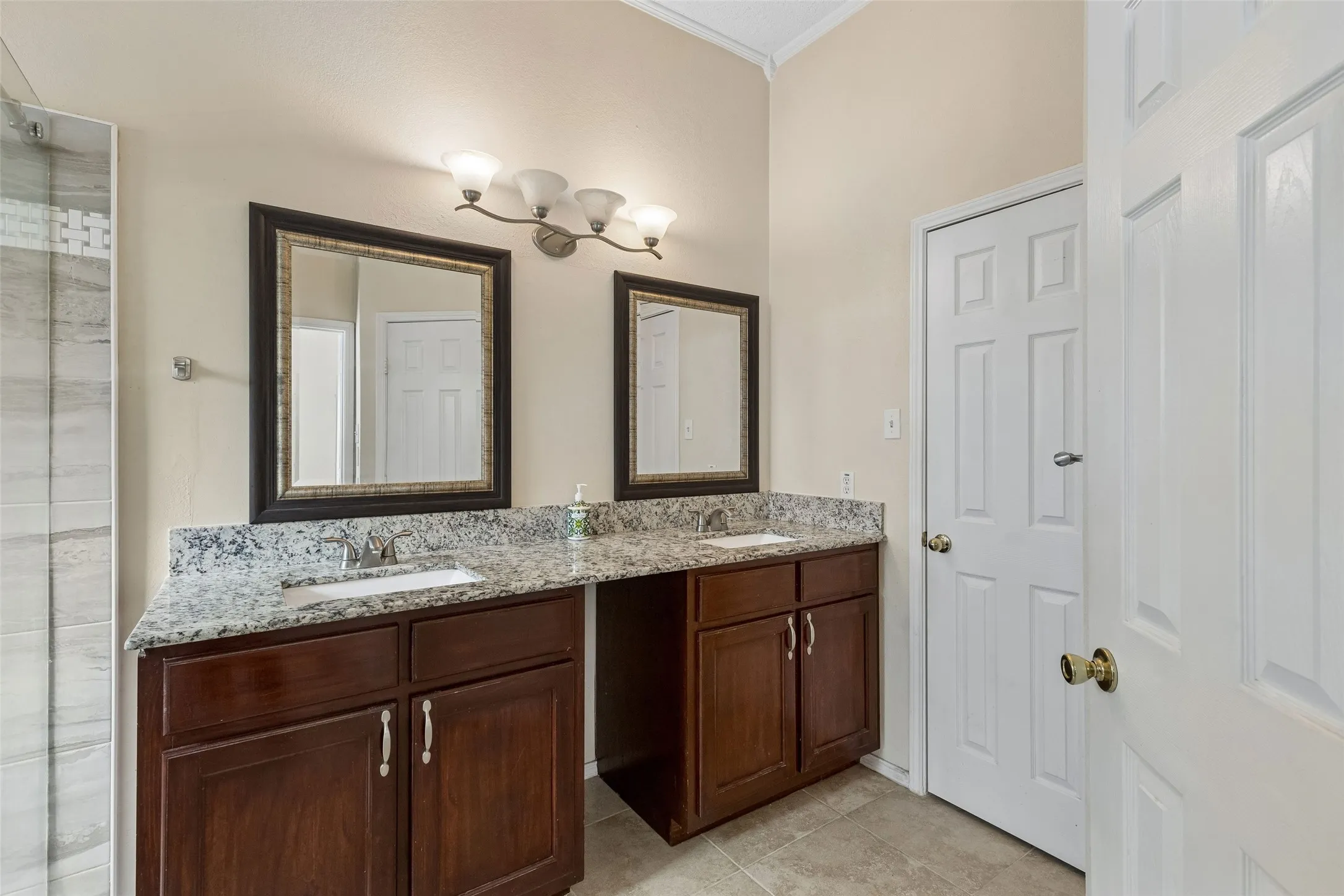 Single Family Residence For Sale in Collin County , 728 Lauren Way, Allen, Texas 75002, 4 Bedroom, 2 Bathroom, 2 Garage spaces, 2,083 Sqft, built in 1995, mls#21385936, Real Estate Agent in Allen, Homes For Sale in Collin county, Homes For Sale in Allen, Realtor in Allen Texas, Real Estate Brokerage Independent Realty Texas, Luminita Cordes Realtor