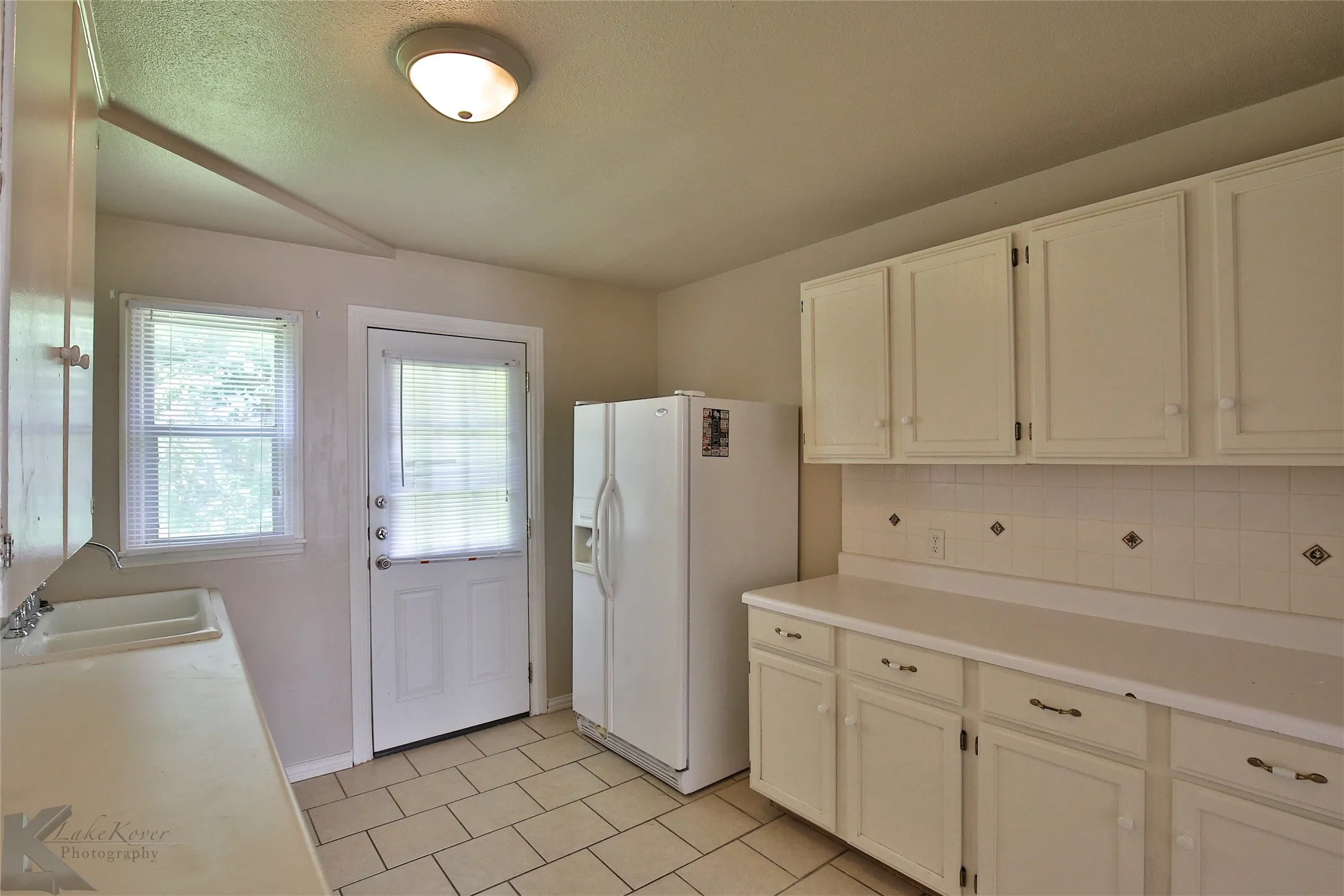 Single Family Residence For Rent in Taylor County , 2310 Meander Street, Abilene, Texas 79602, 3 Bedroom, 1 Bathroom, Garage spaces, 981 Sqft, built in 1949, mls#21385754, Real Estate Agent in Abilene, Homes For Rent in Taylor county, Homes For Rent in Abilene, Realtor in Abilene Texas, Real Estate Brokerage Independent Realty Texas, Luminita Cordes Realtor