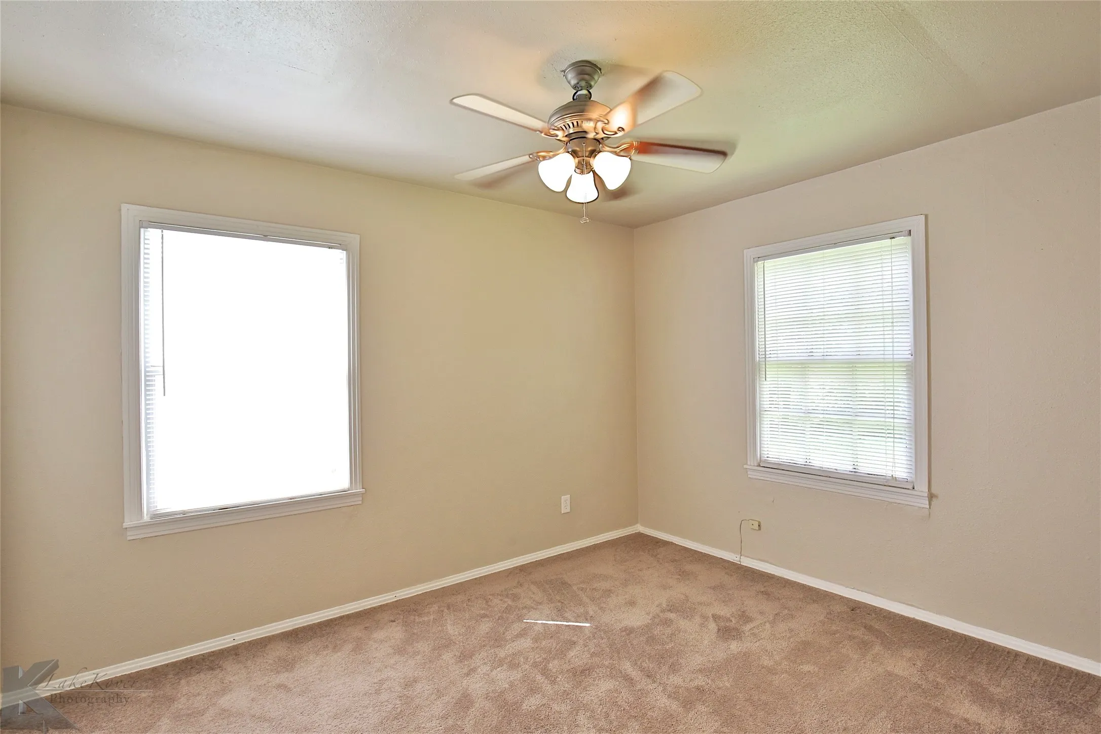 Single Family Residence For Rent in Taylor County , 2310 Meander Street, Abilene, Texas 79602, 3 Bedroom, 1 Bathroom, Garage spaces, 981 Sqft, built in 1949, mls#21385754, Real Estate Agent in Abilene, Homes For Rent in Taylor county, Homes For Rent in Abilene, Realtor in Abilene Texas, Real Estate Brokerage Independent Realty Texas, Luminita Cordes Realtor